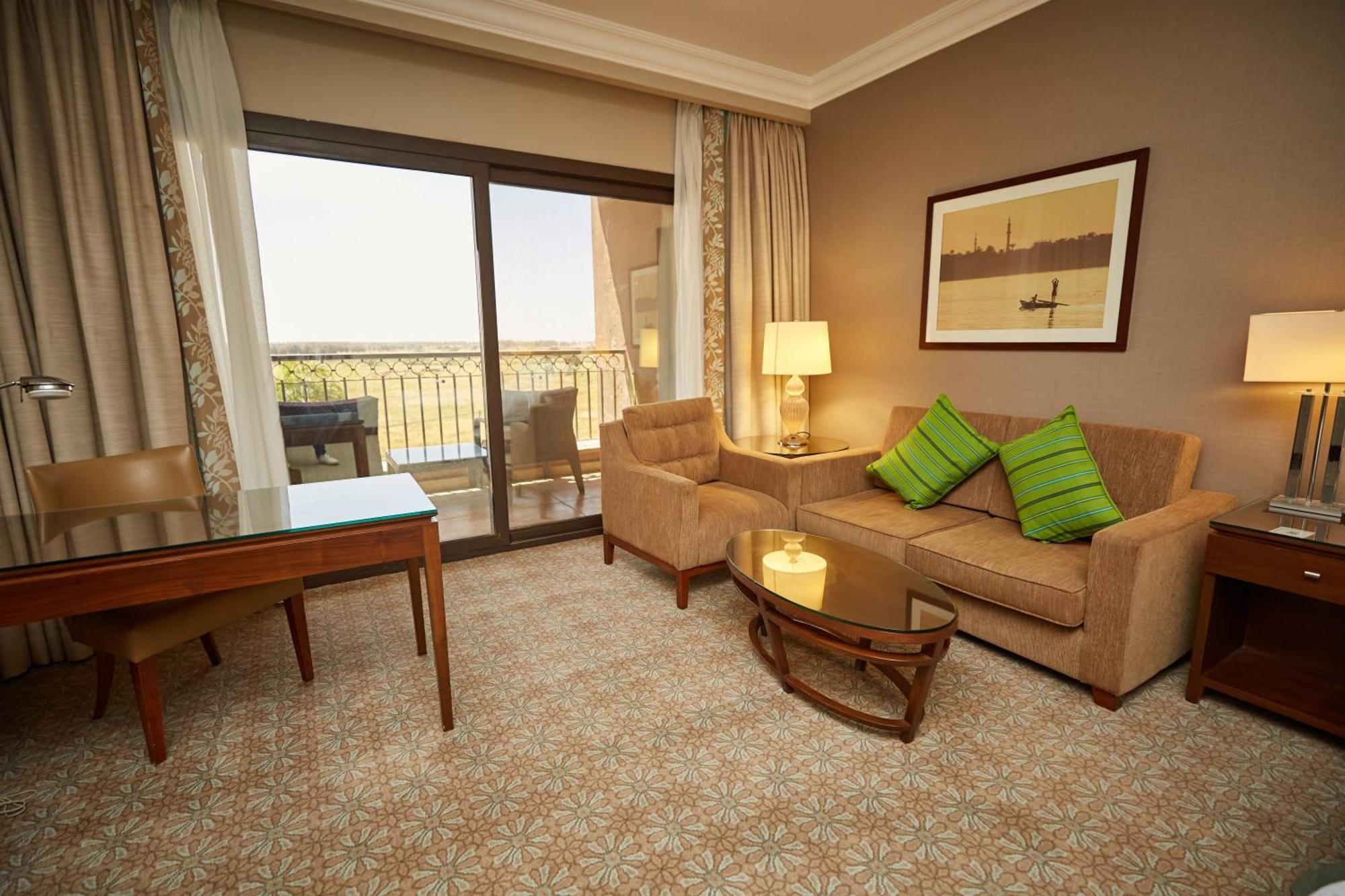 Hilton Alexandria King's Ranch 5*