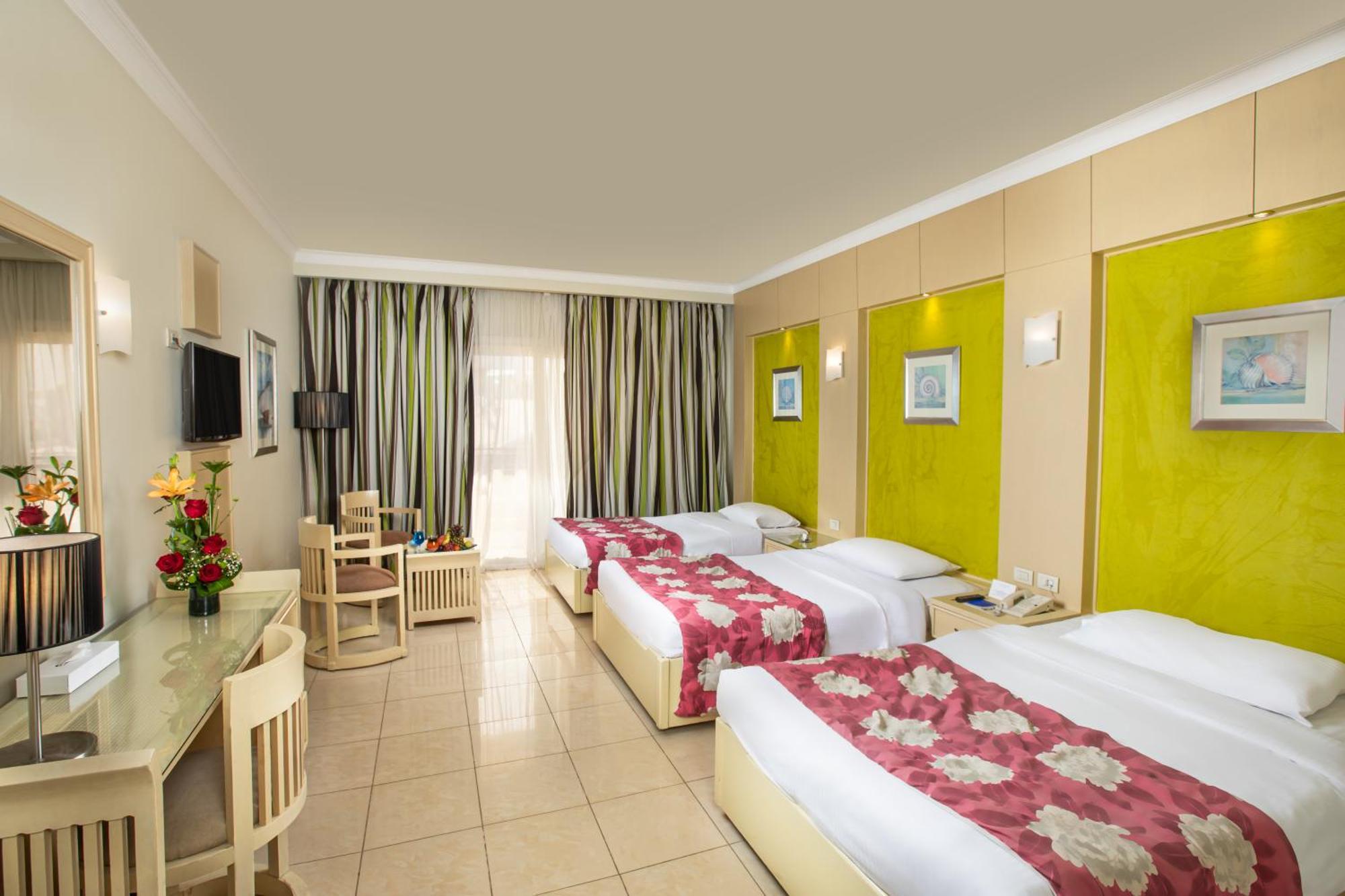 Resort Naama Bay & 5*