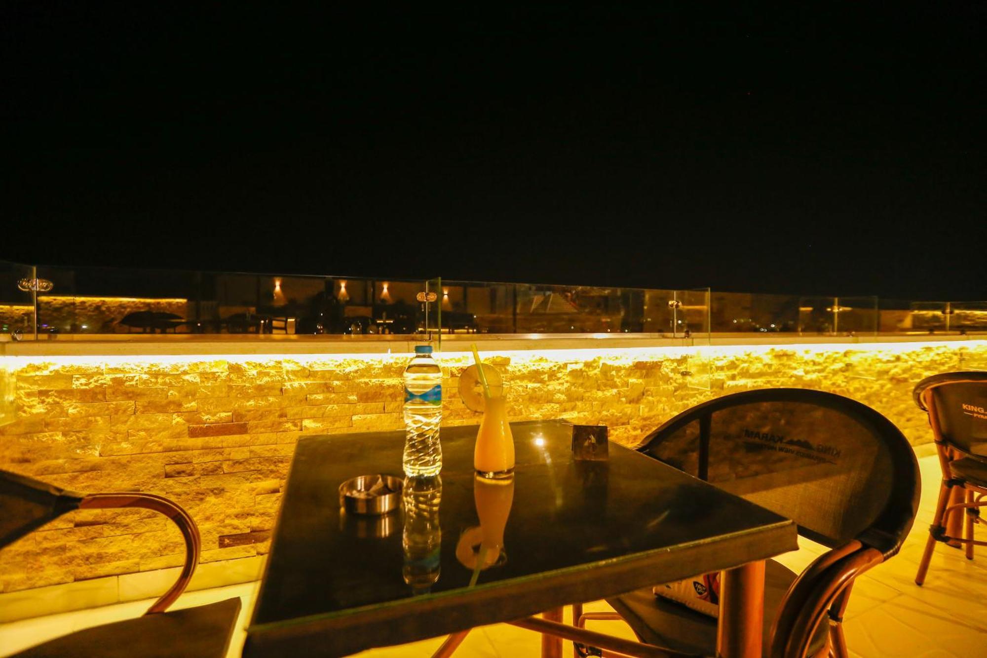 Venus Pyramids - Roof Access W Free Break Fast Kafrat al Jabal