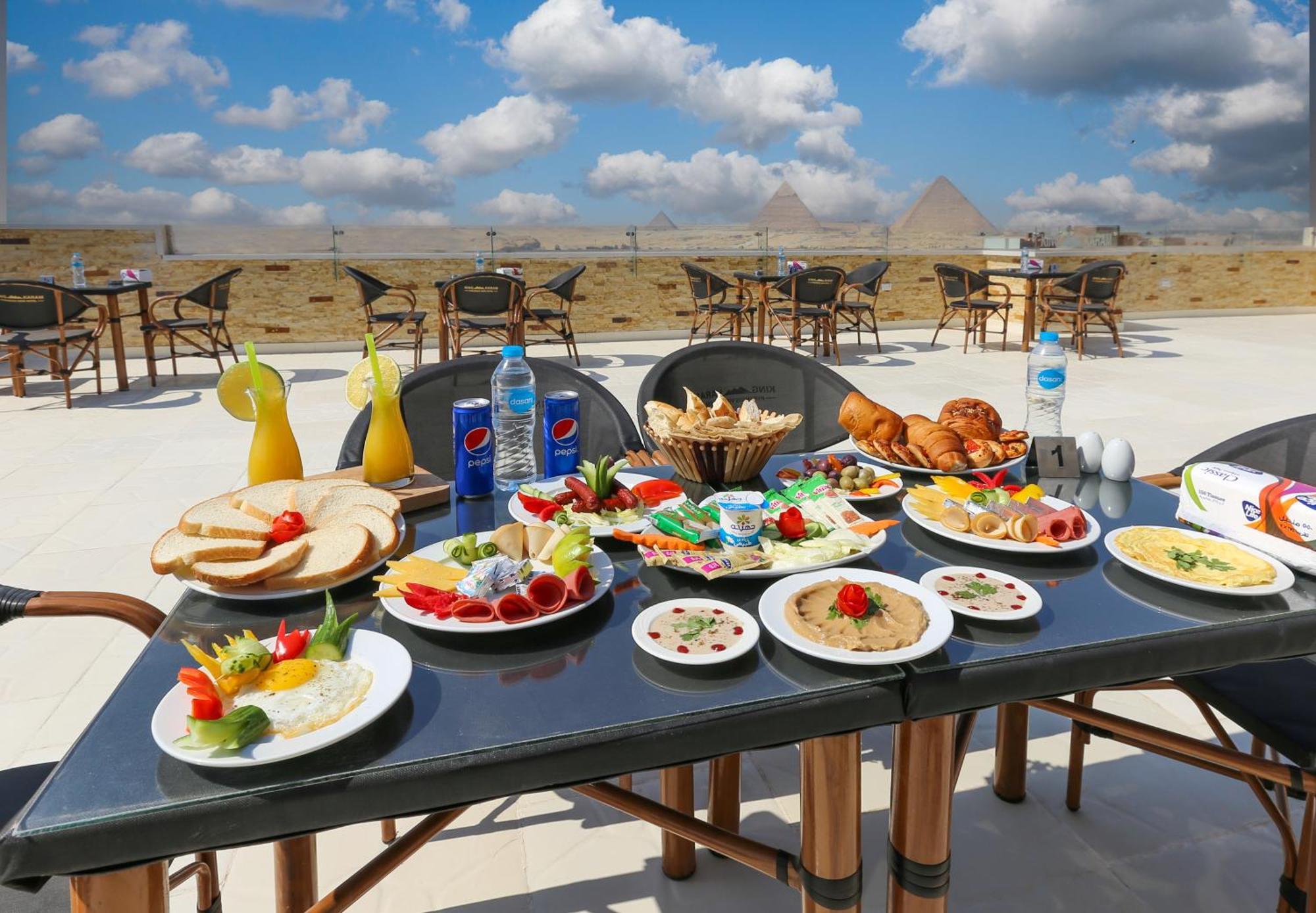 Venus Pyramids - Roof Access W Free Break Fast Guest house Kafrat al Jabal
