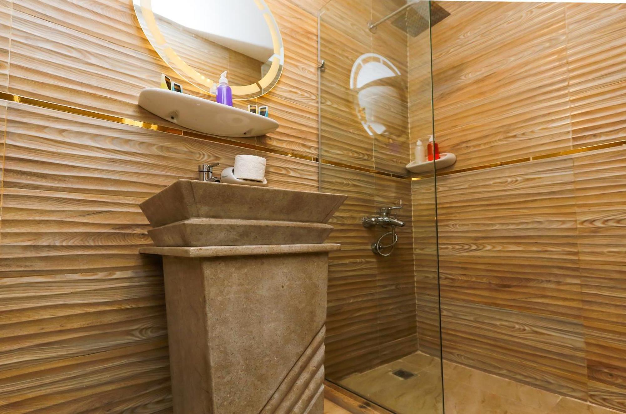Venus Pyramids - Roof Access W Free Break Fast 3* Kafrat al Jabal