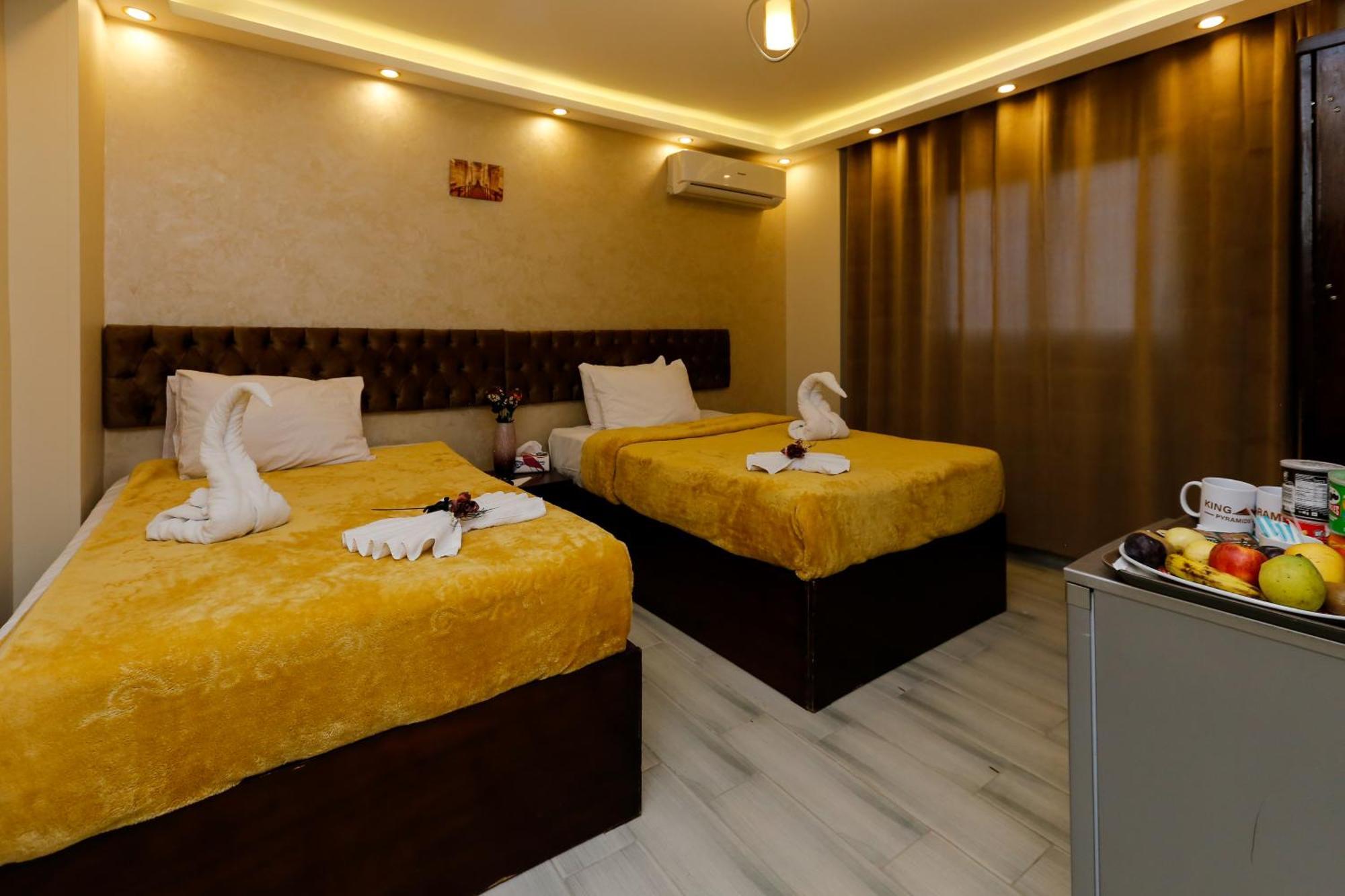 Guest house Venus Pyramids - Roof Access W Free Break Fast Kafrat al Jabal