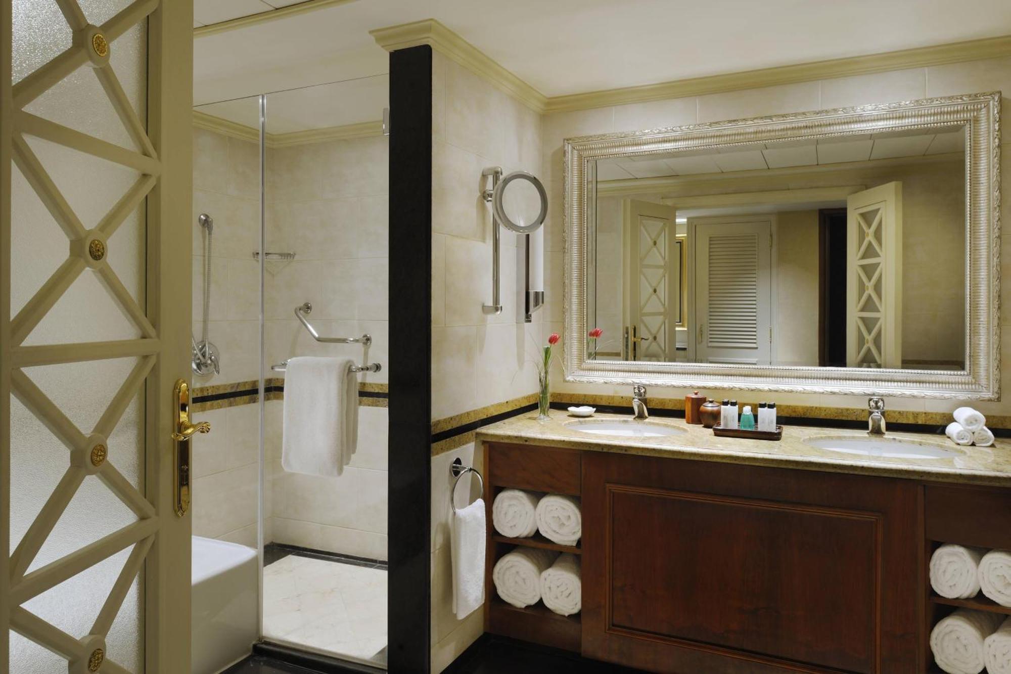 Cairo Marriott & Omar Khayyam Casino Giza