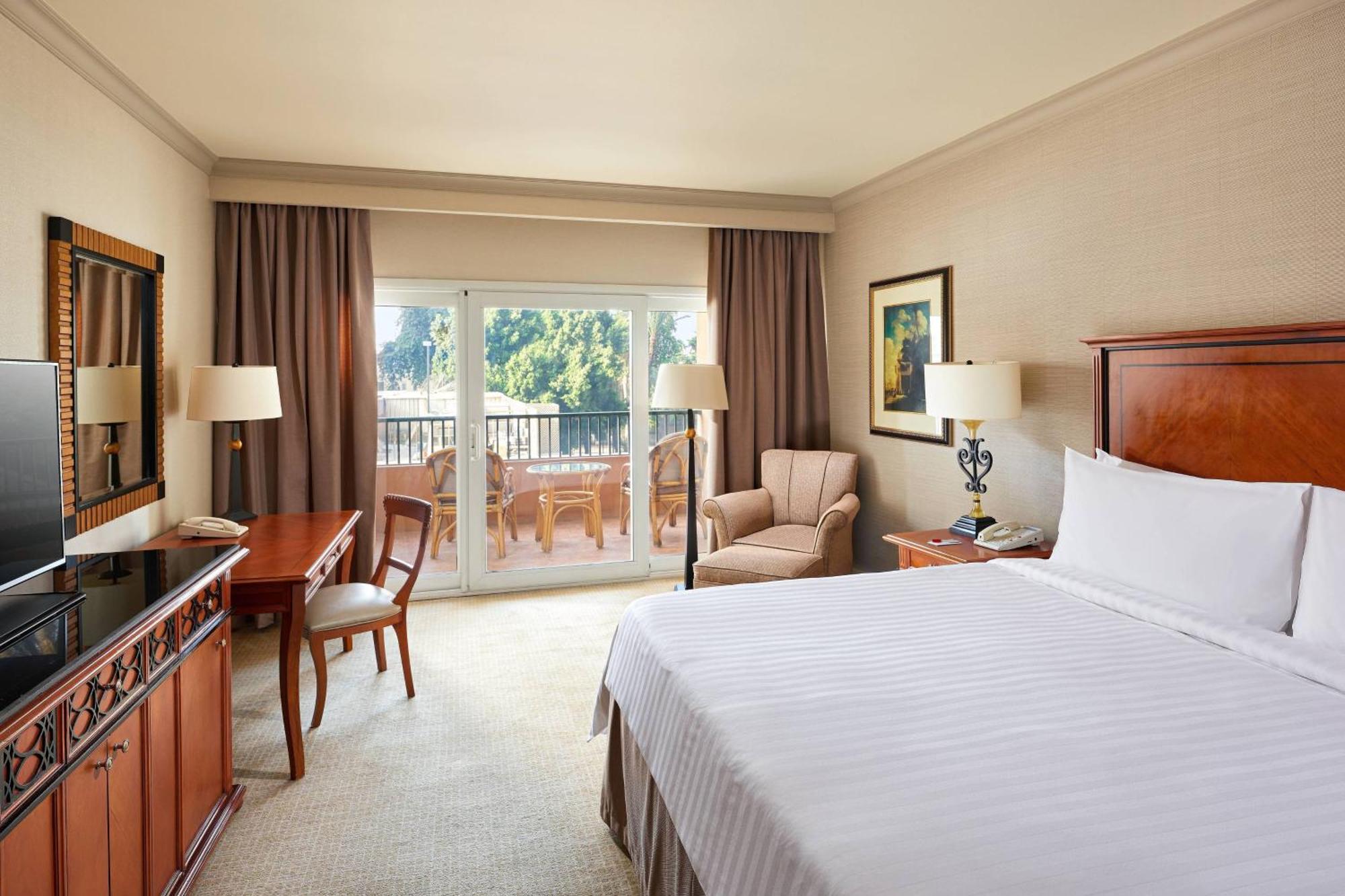 Cairo Marriott & Omar Khayyam Casino 5*