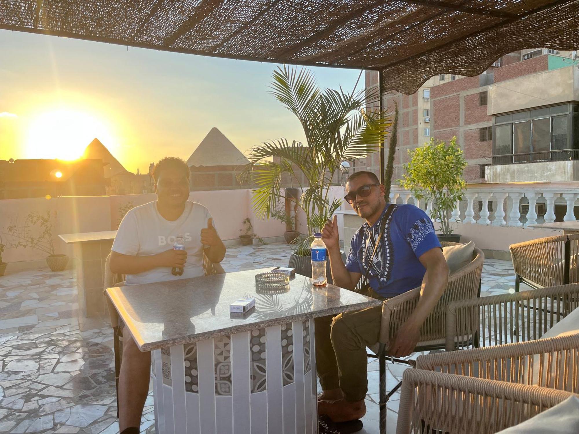 Badr Pyramids Inn Nazlet el-Sisi