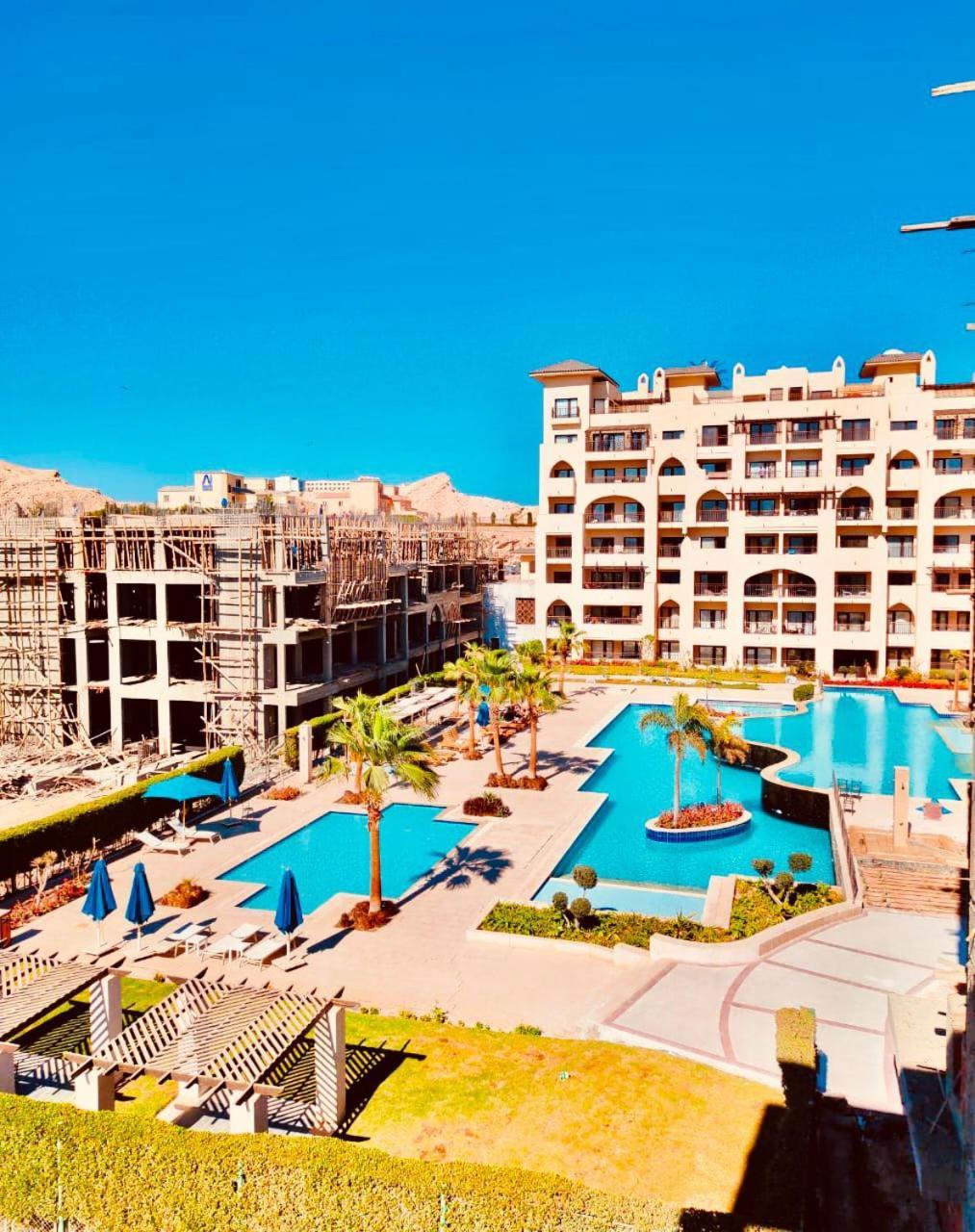 Aldau Heights Maroo Apartment