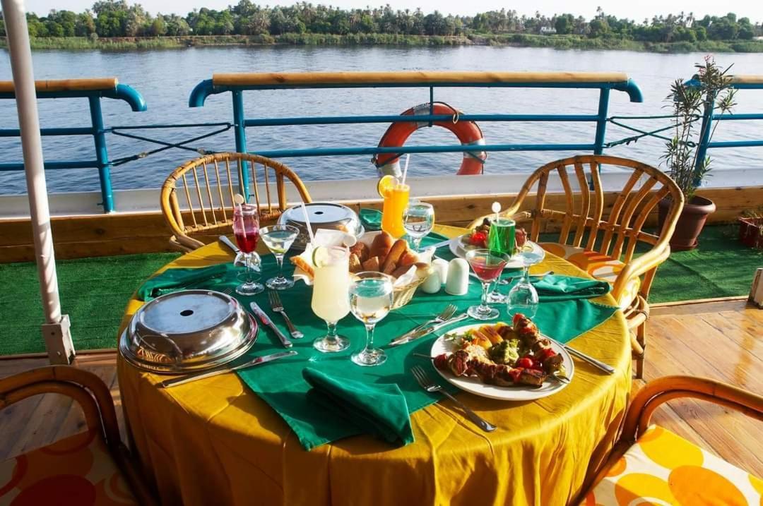Upper Sky Tours 5 Stars Nile Cruises Sailing From To Aswan Every Saturday & Monday For 4 Nights - From Aswan Every Wednesday And Friday For Only 3 Nights With Visits Hotel Luxor