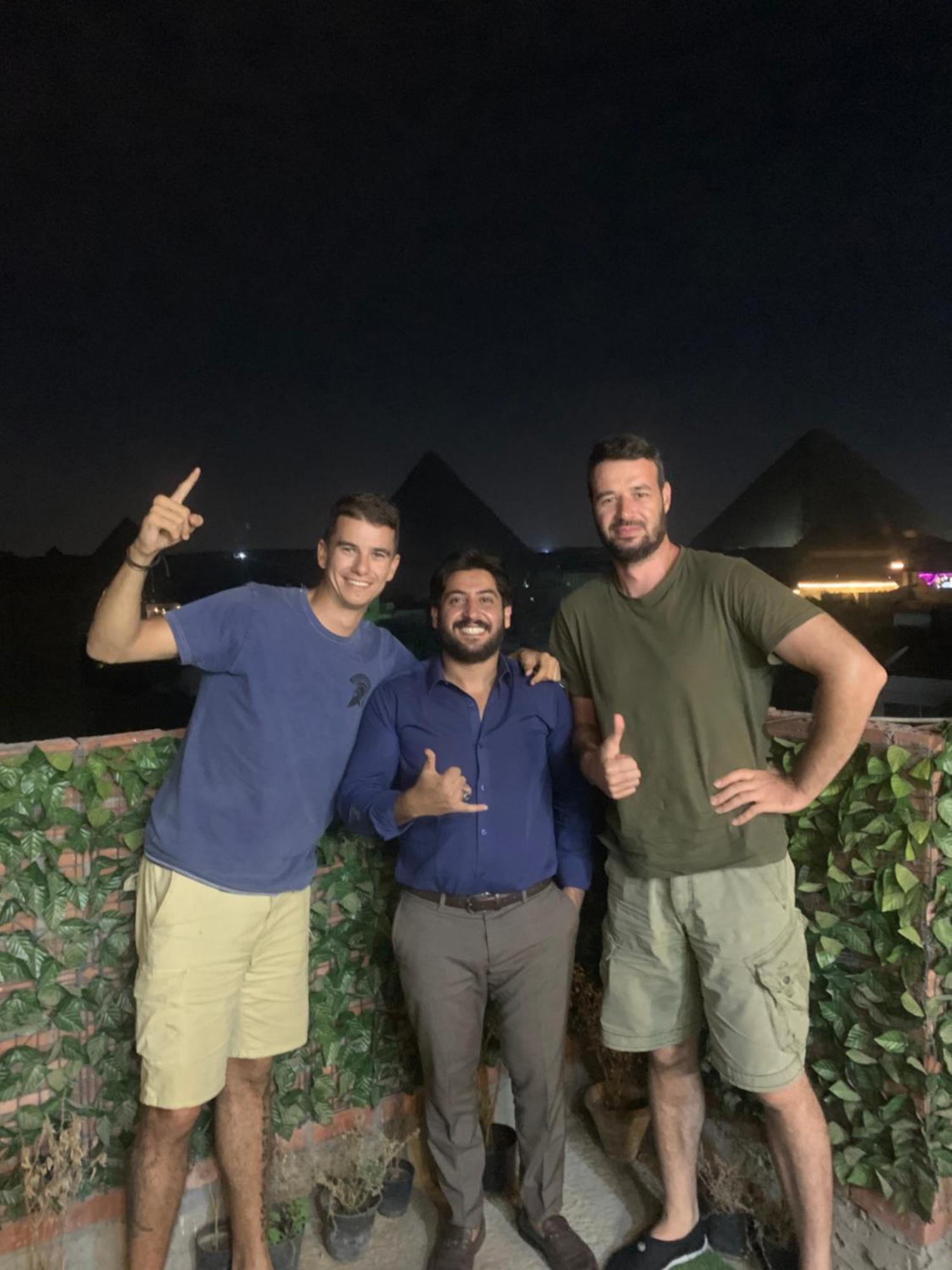 Loay Pyramids View Homestay *