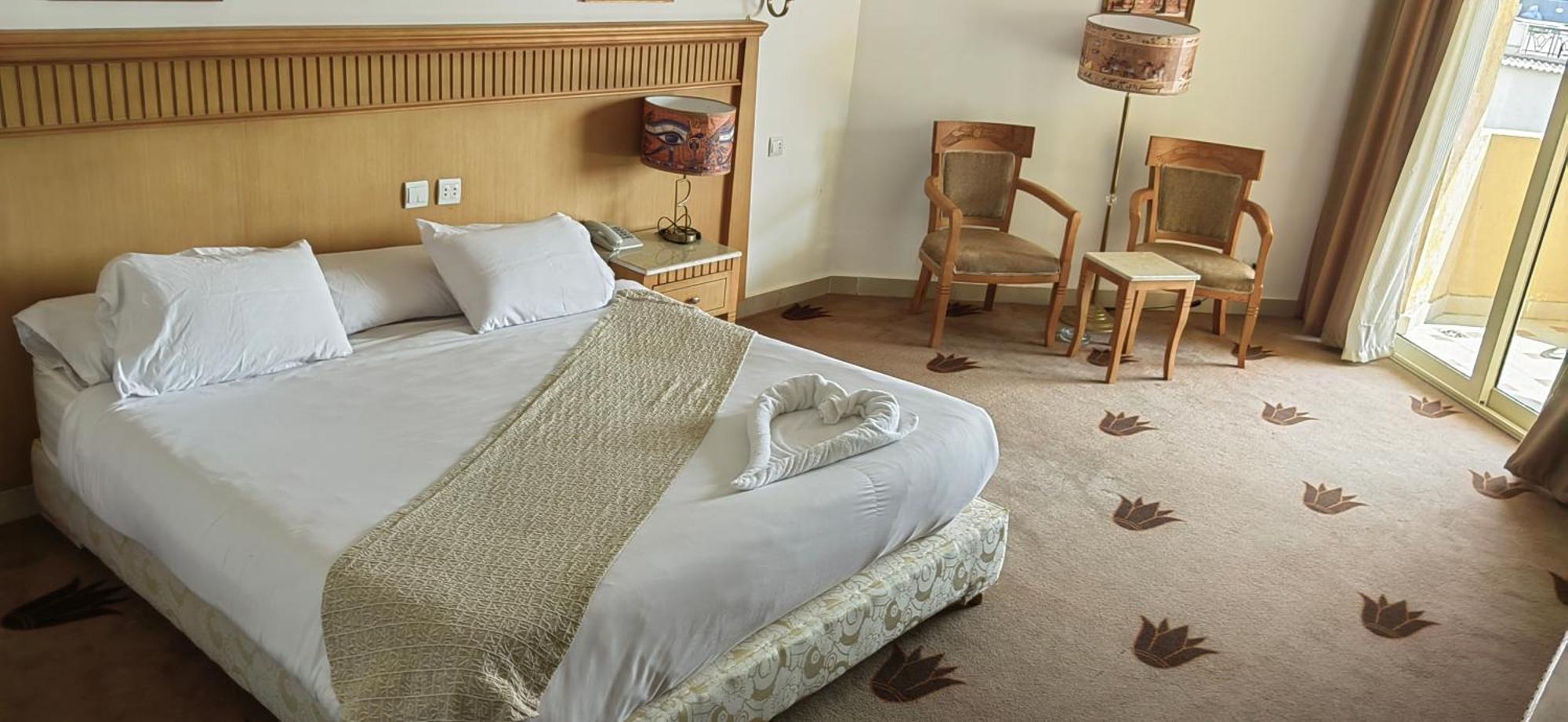 Hotel New Regency Pyramids View Kafret el-Gabal