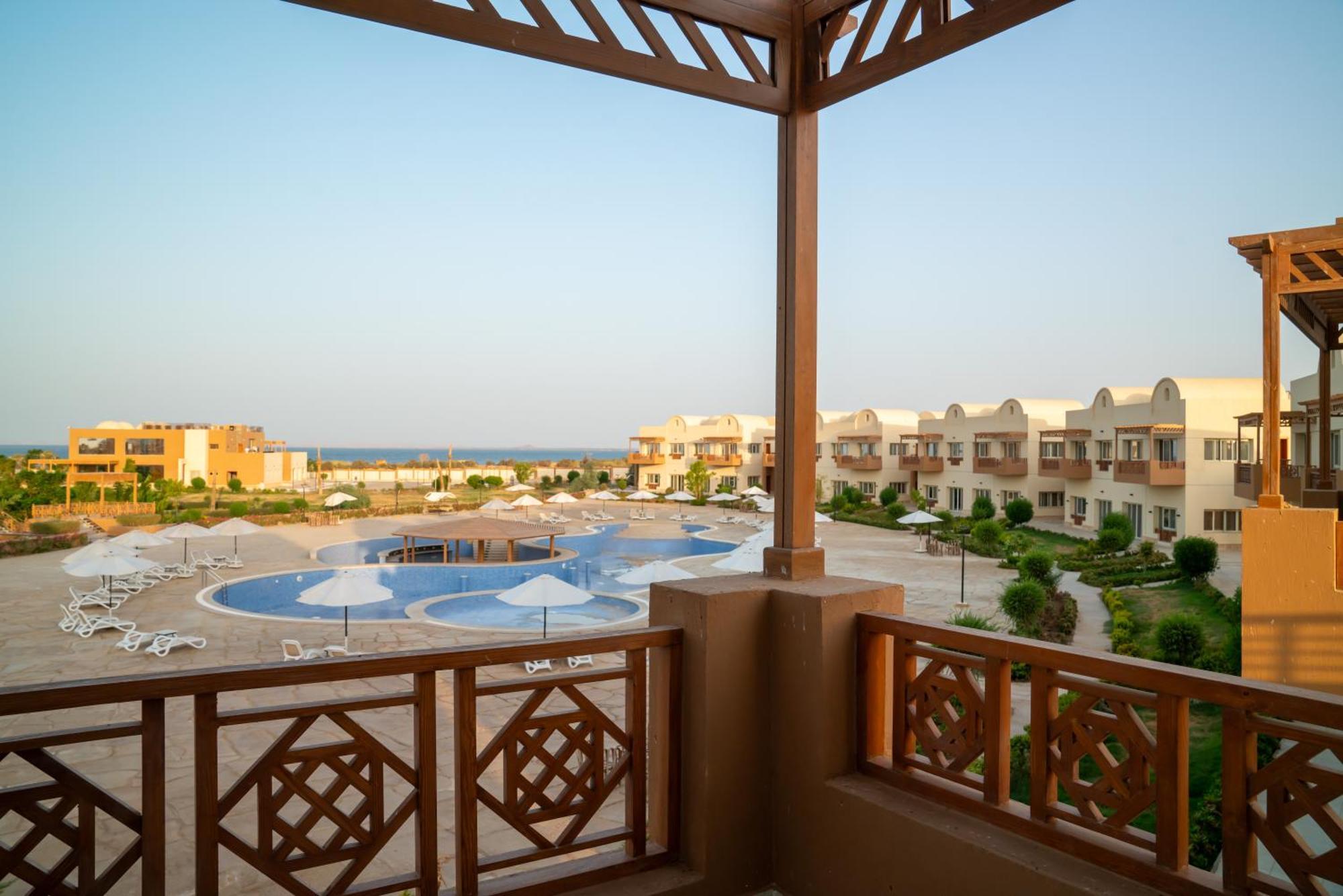 Azal Lagoons Hotel 5*