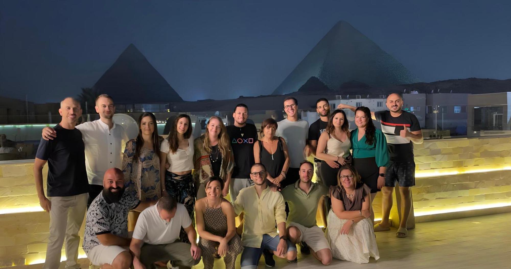 Pyramids Height & Pyramids Master Scene Rooftop Hotel *
