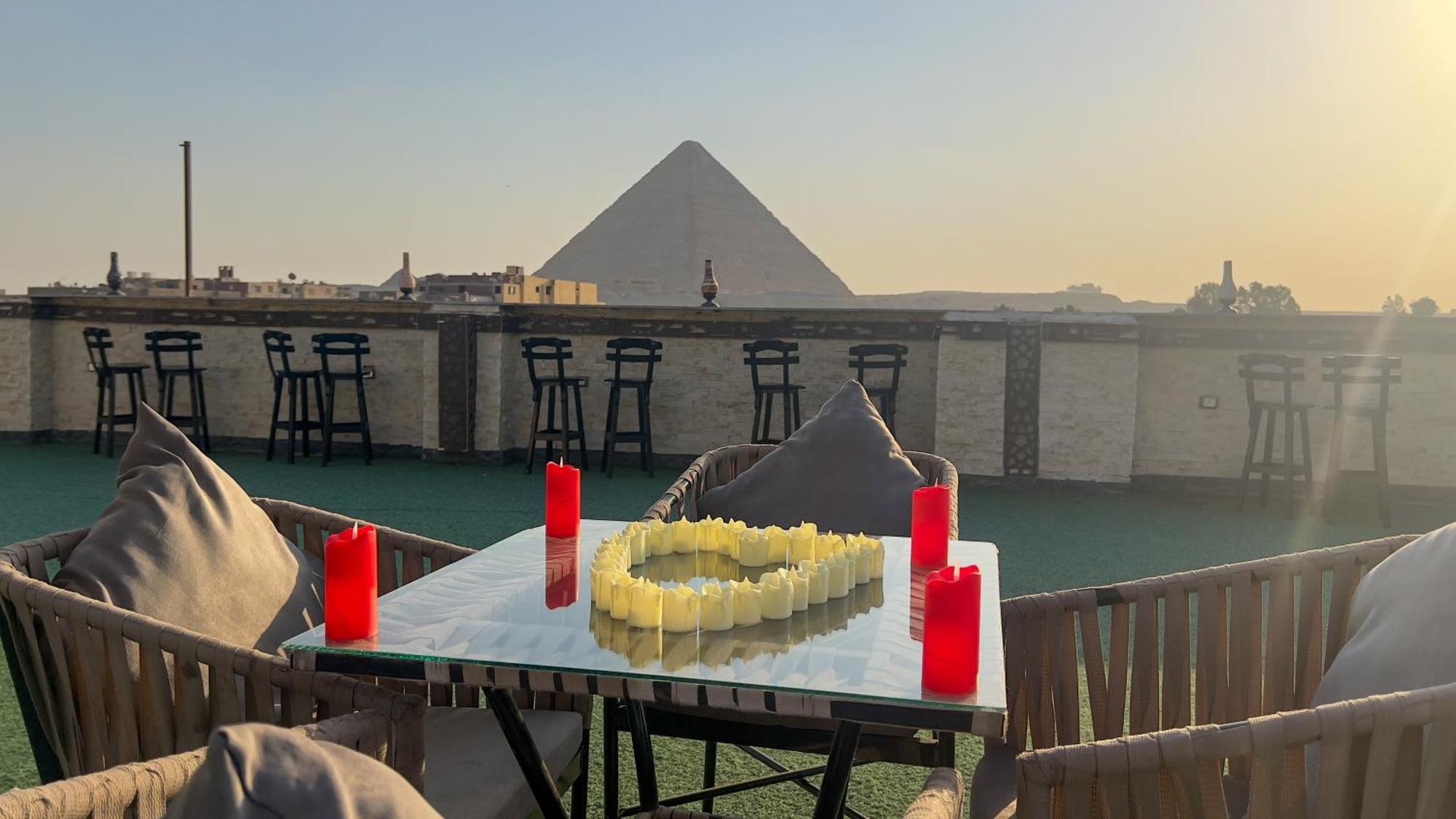 Master Pyramids Bed & Breakfast *