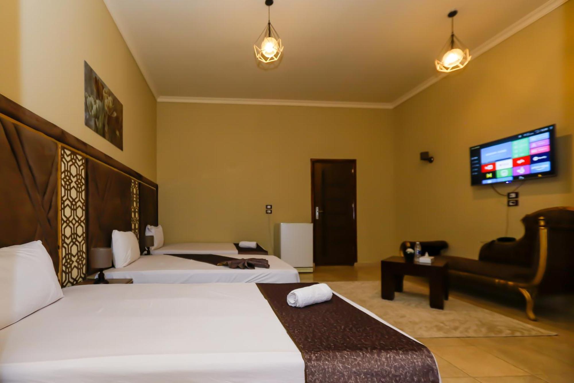 Master Pyramids Bed & Breakfast *