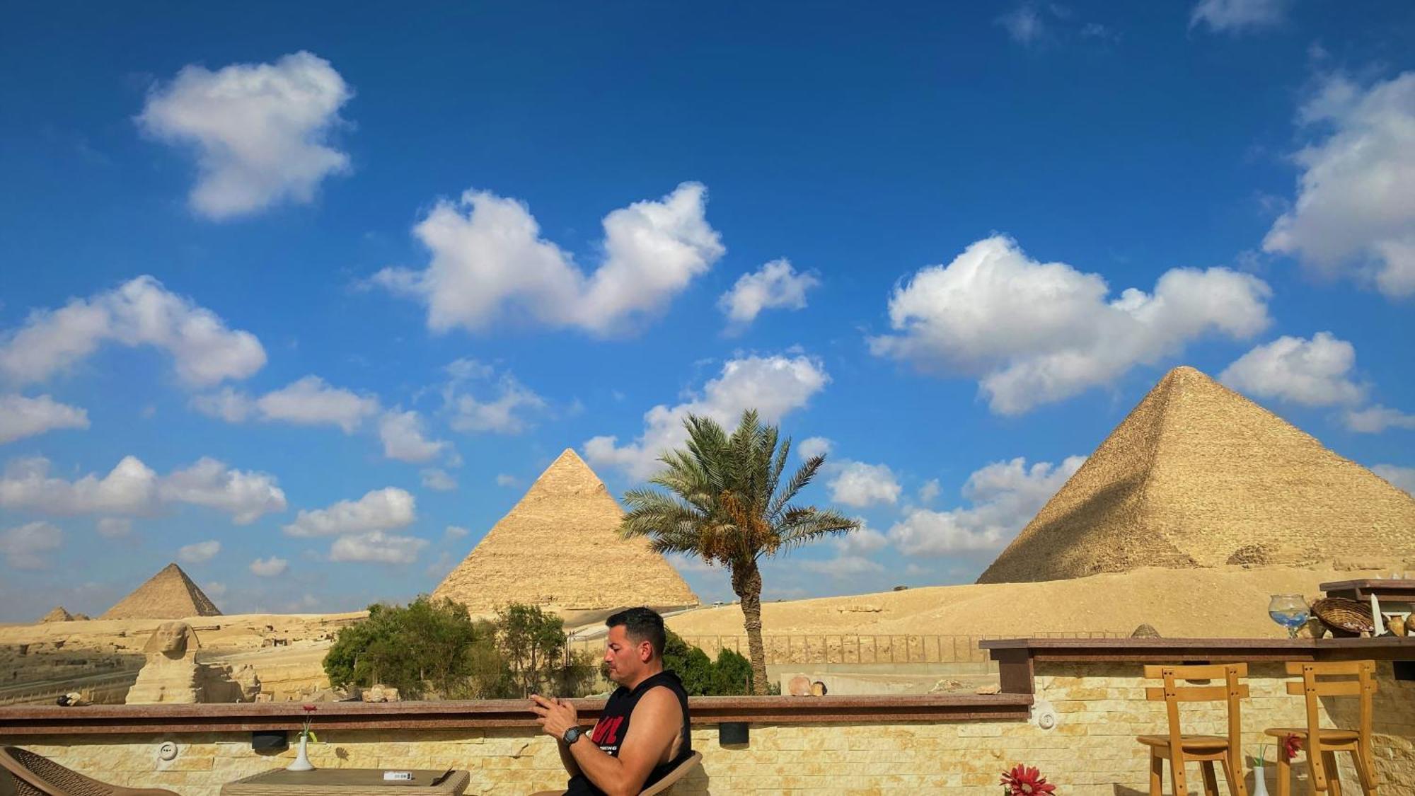 Bed & Breakfast Seven Pyramids Panoramic View *