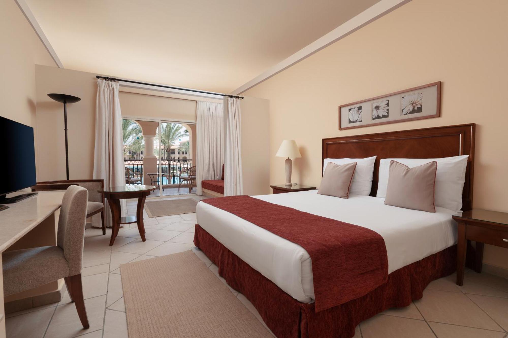 Jaz Almaza Resort, Almaza Bay Resort 5*