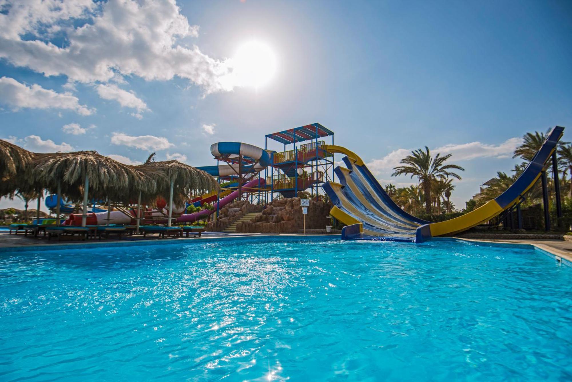 Sunrise Aqua Joy Complex 4*
