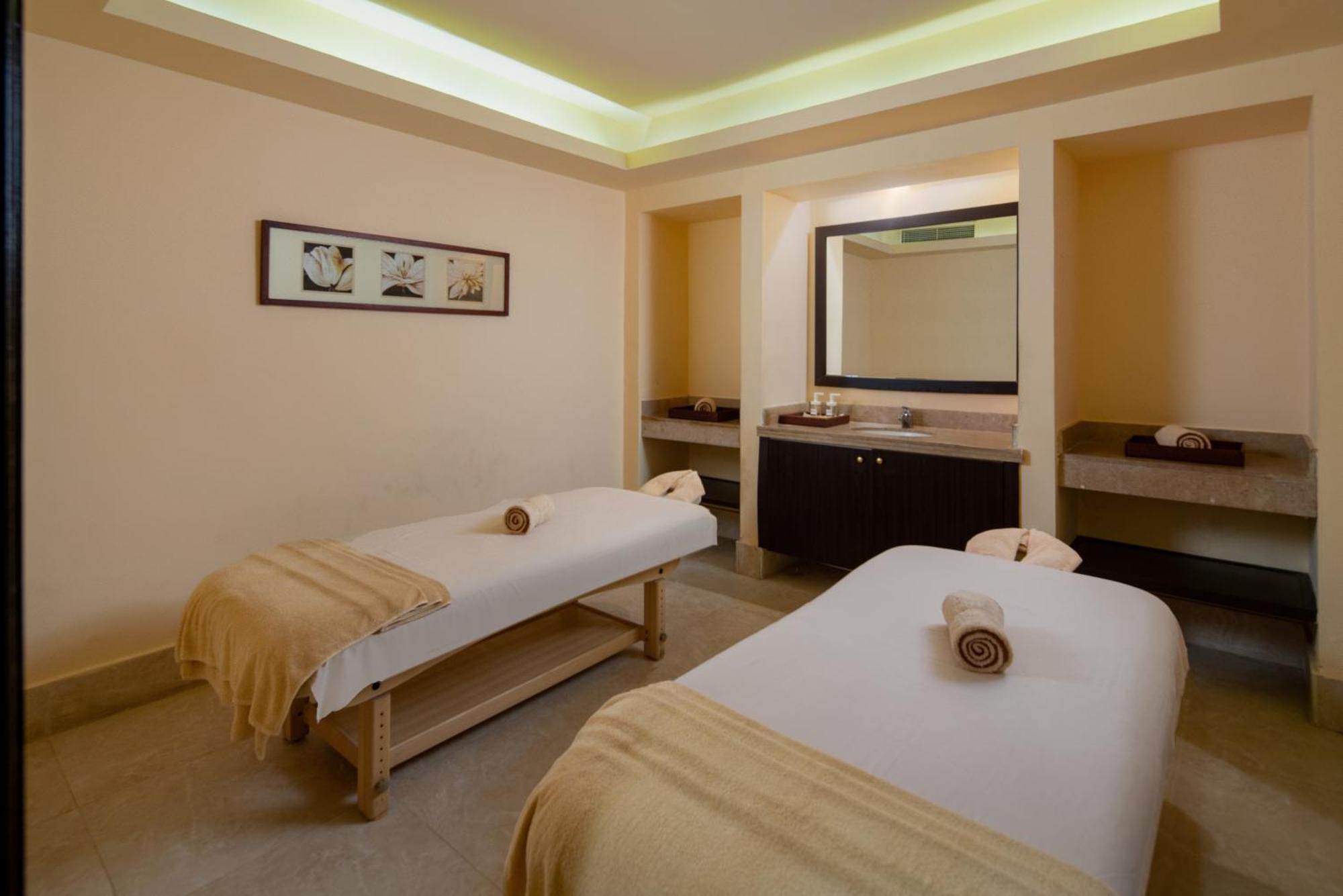 Jaz Oriental, Almaza Bay 5* Mersa Matruh