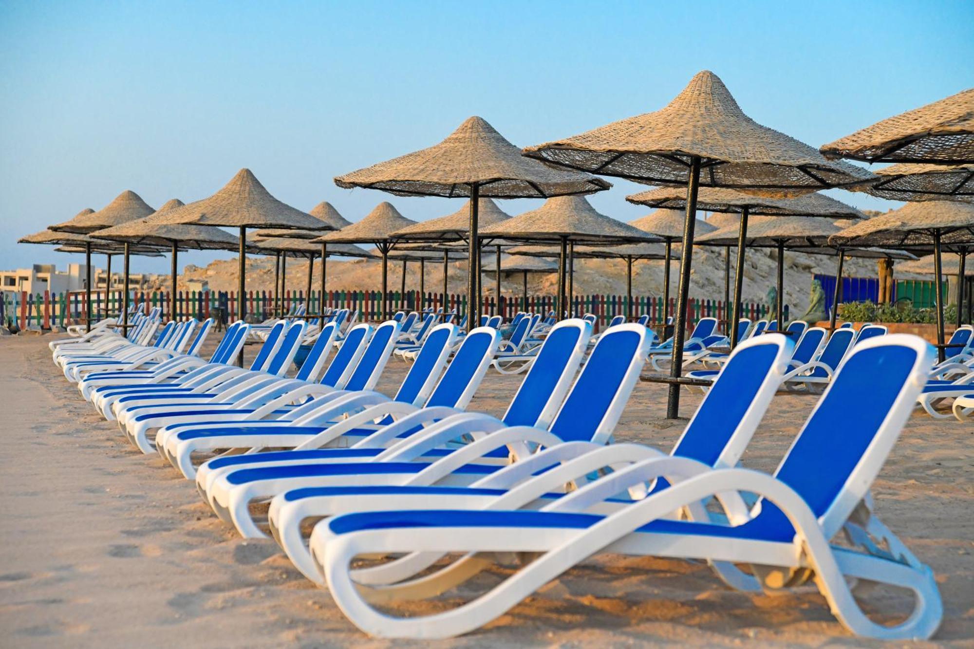 Ivy Cyrene Island Aqua Park (adults Only) Resort