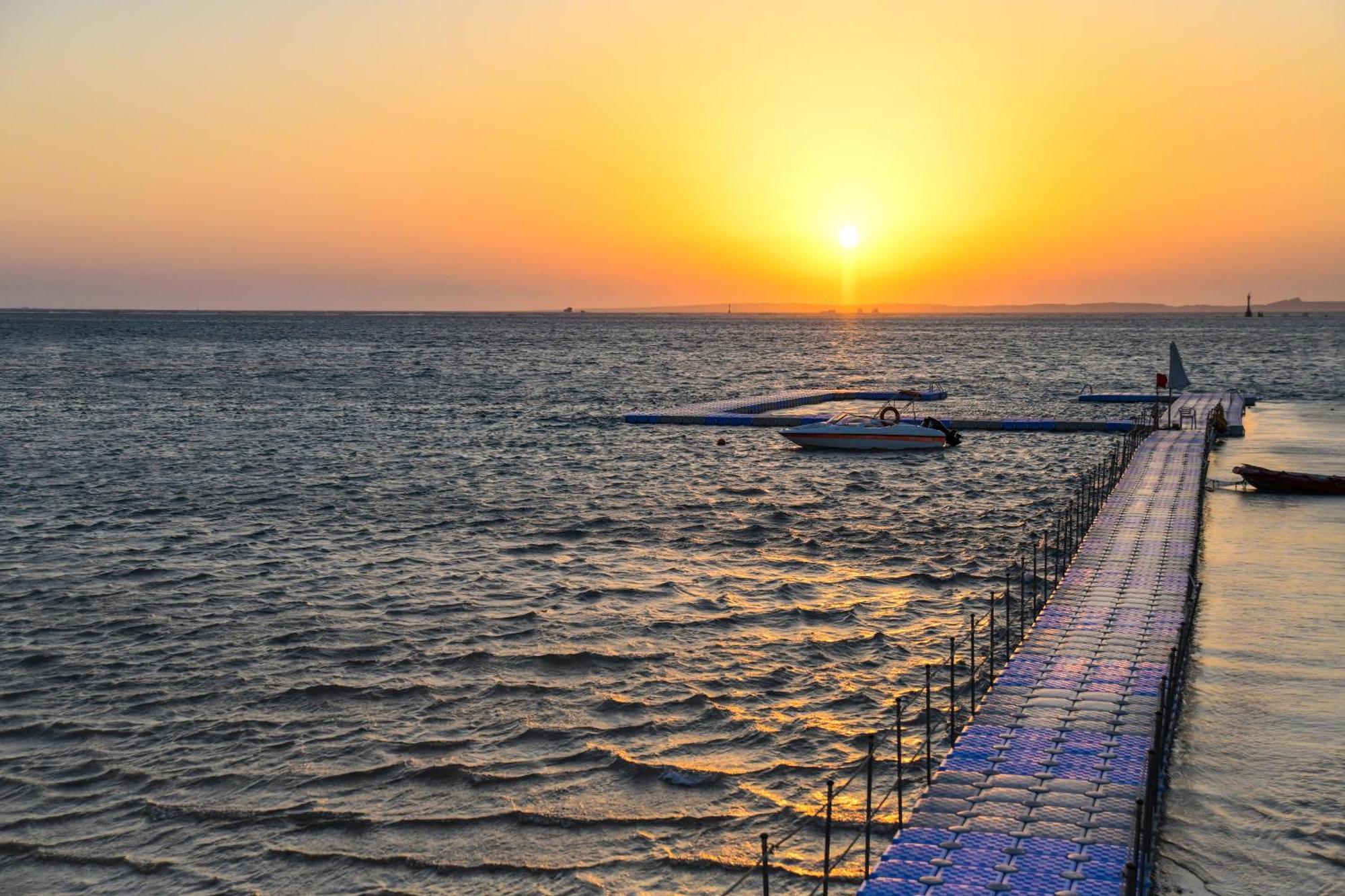 Ivy Cyrene Island Aqua Park (adults Only) 4*