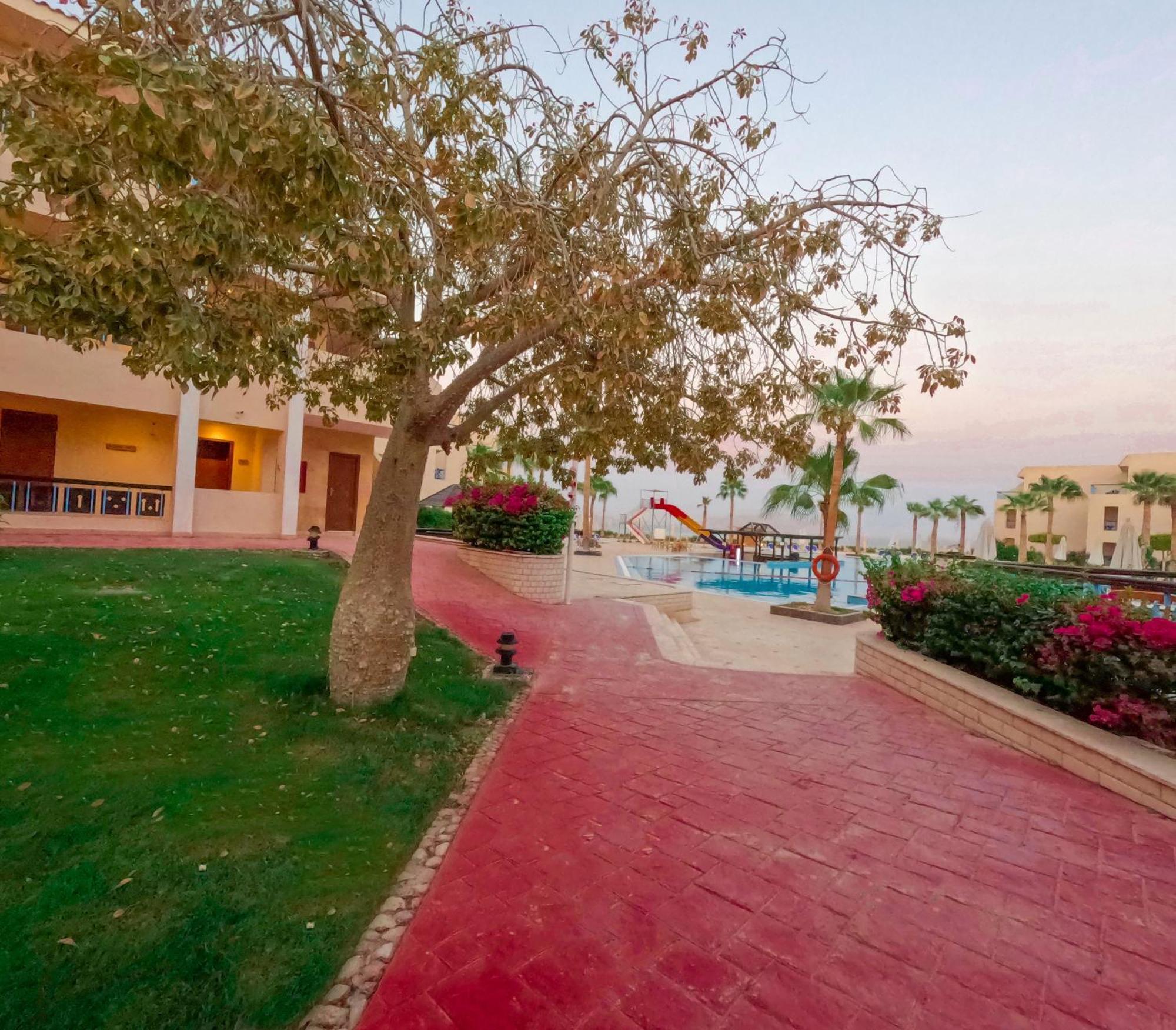 Resort Ivy Cyrene Island Aqua Park (adults Only)