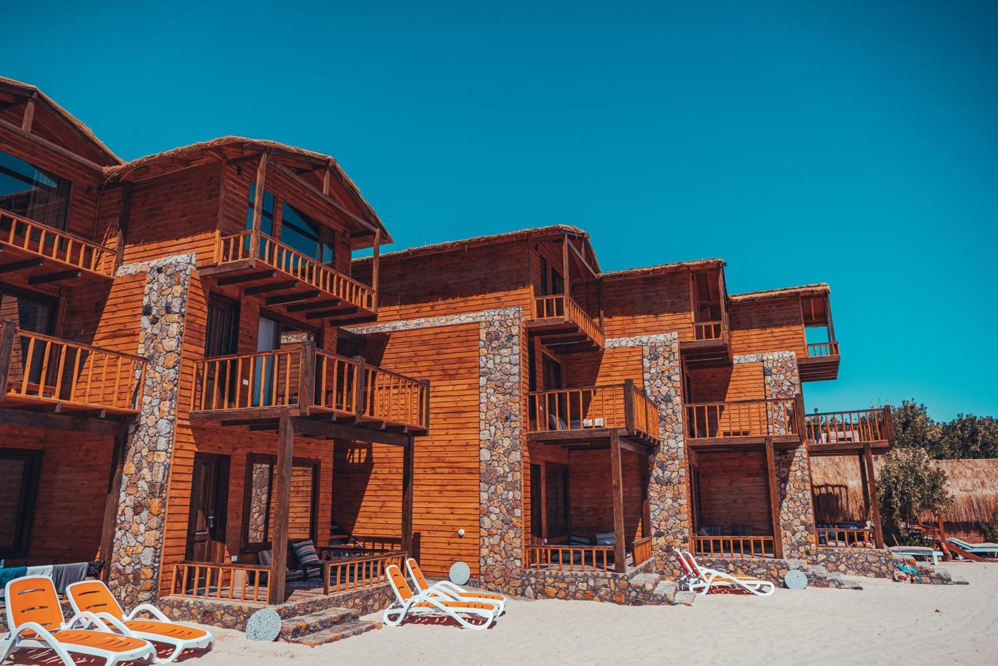 Hotel Paradise Sweir 3*