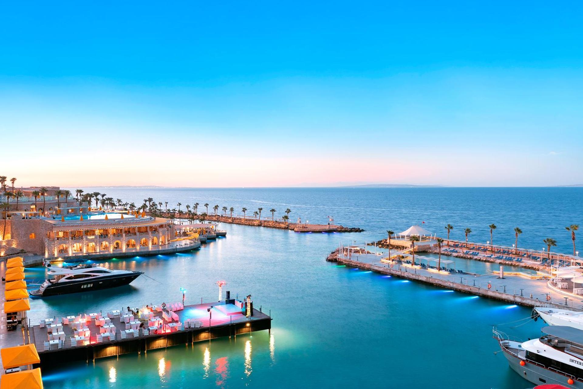 Pickalbatros Citadel Sahl Hasheesh (adults Only) Resort