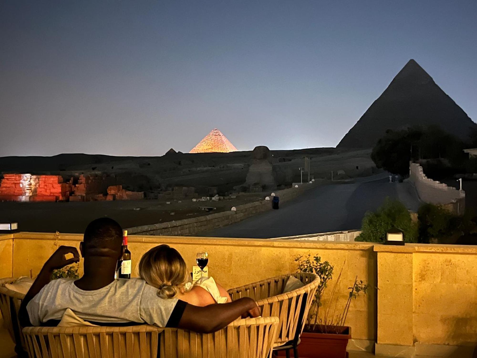 The Gate Front Pyramids & Sphinx View Hotel Kafrat al Jabal