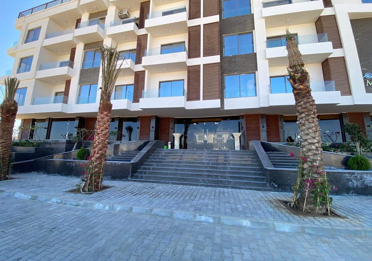 Sanctuary Sunlit Haven With 4 Pools, Rooftop Sunsets & Gourmet Bites Steps Away * Hurghada