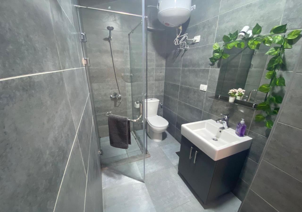 Sanctuary Sunlit Haven With 4 Pools, Rooftop Sunsets & Gourmet Bites Steps Away Apartment *