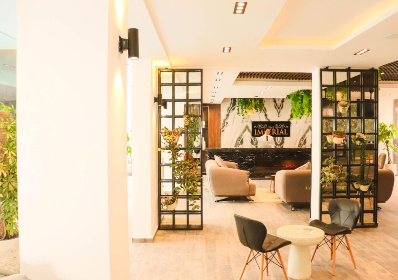 Apartment Sanctuary Sunlit Haven With 4 Pools, Rooftop Sunsets & Gourmet Bites Steps Away Hurghada