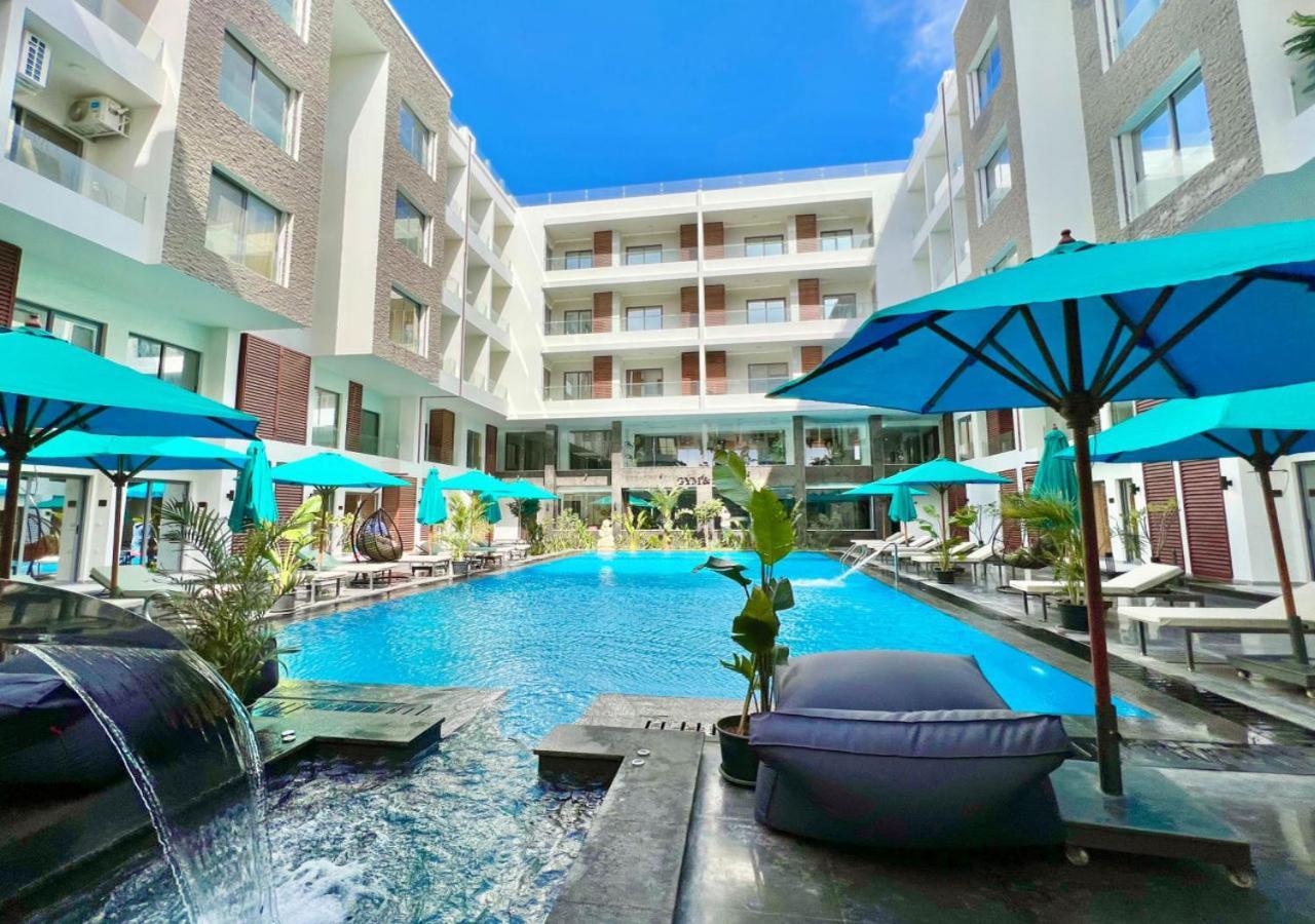 Sanctuary Sunlit Haven With 4 Pools, Rooftop Sunsets & Gourmet Bites Steps Away Hurghada