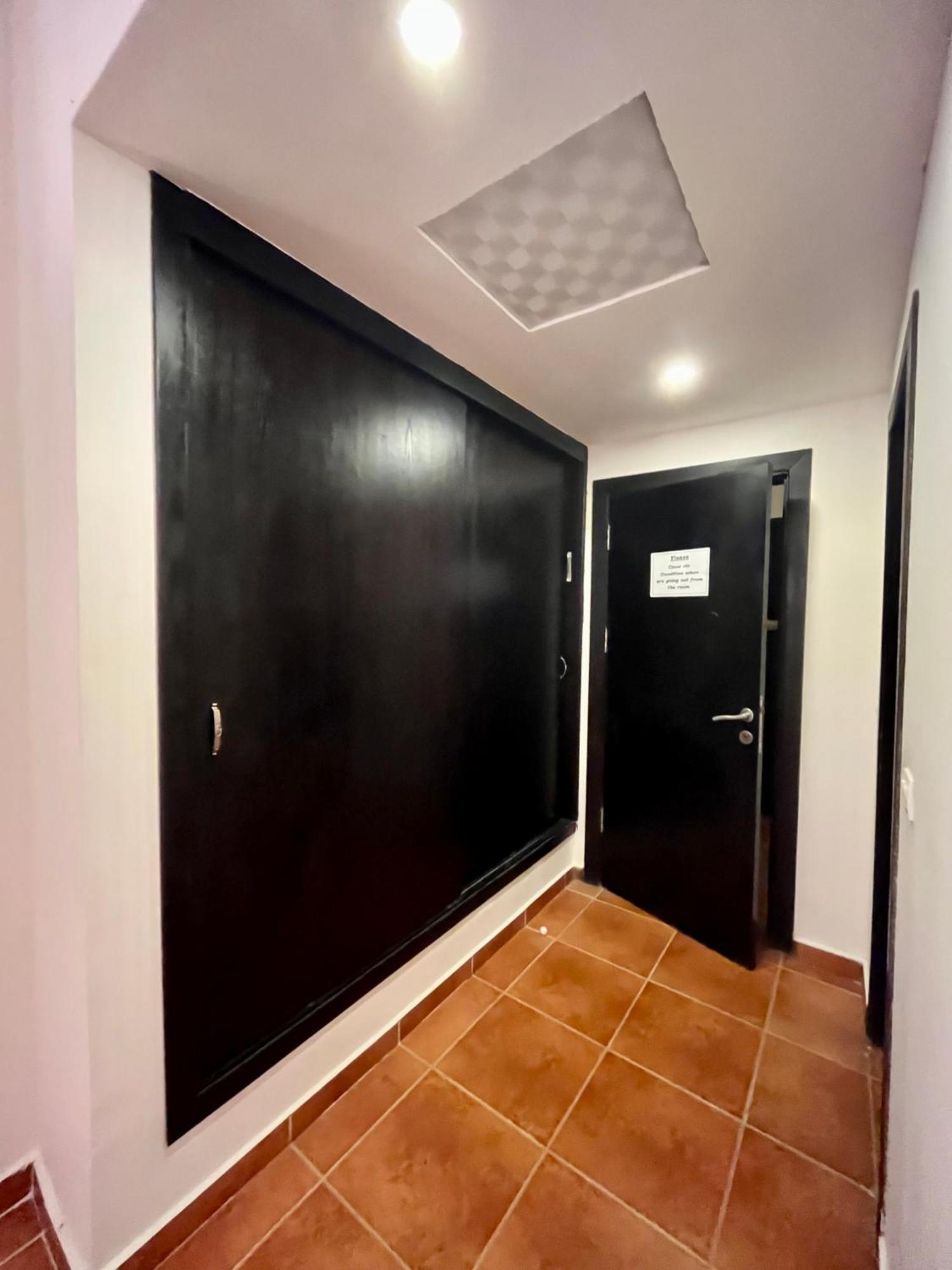 Star House (adults Only) 2*