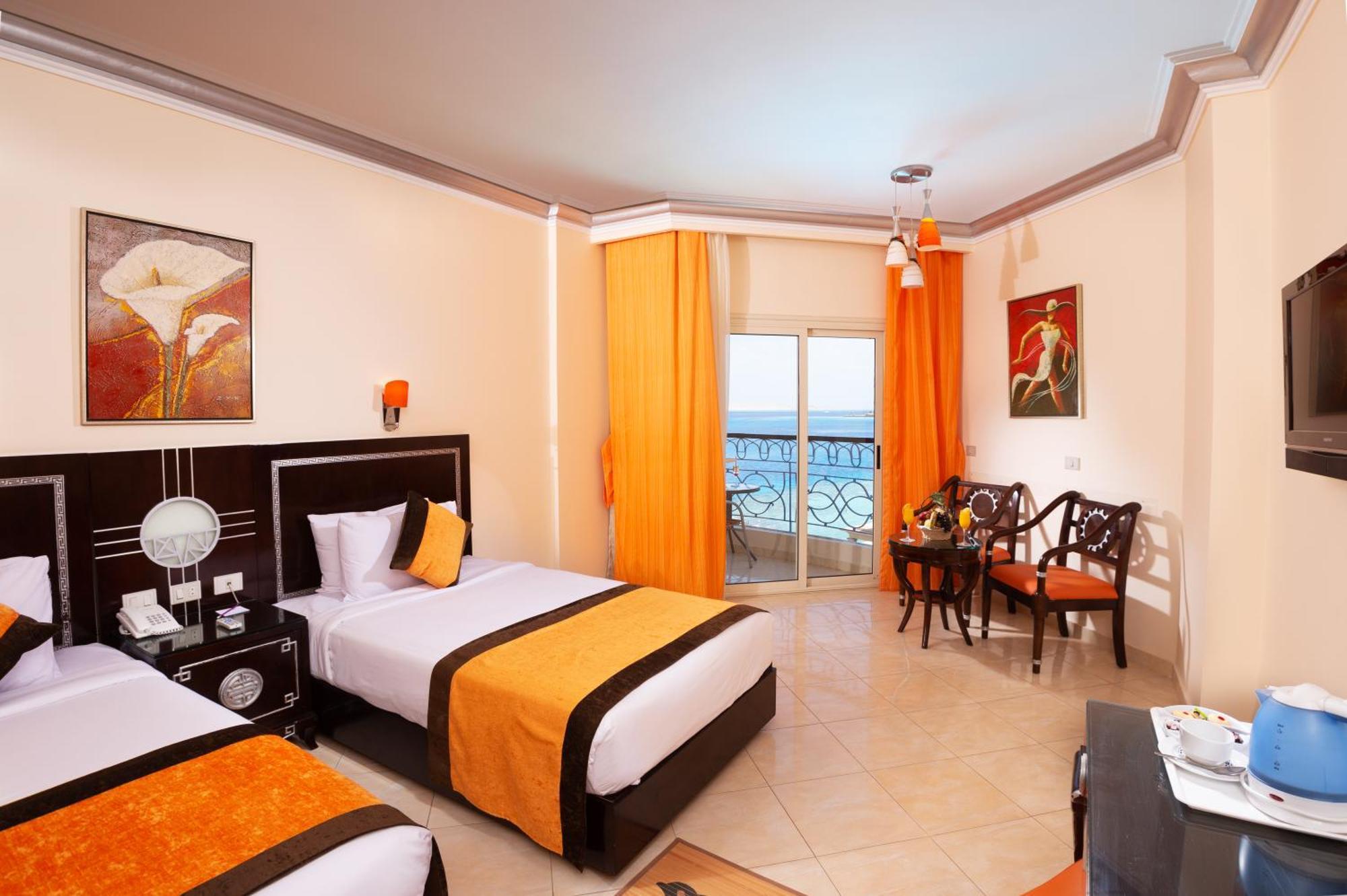 Sphinx Aqua Park 4*