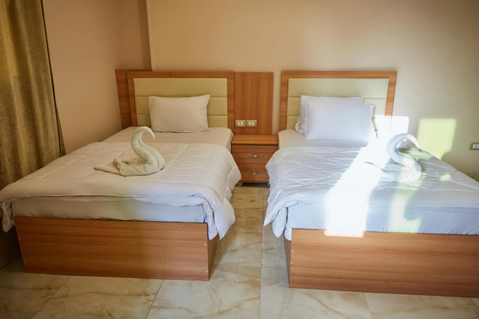 Grand Pyramid View Hotel 3*