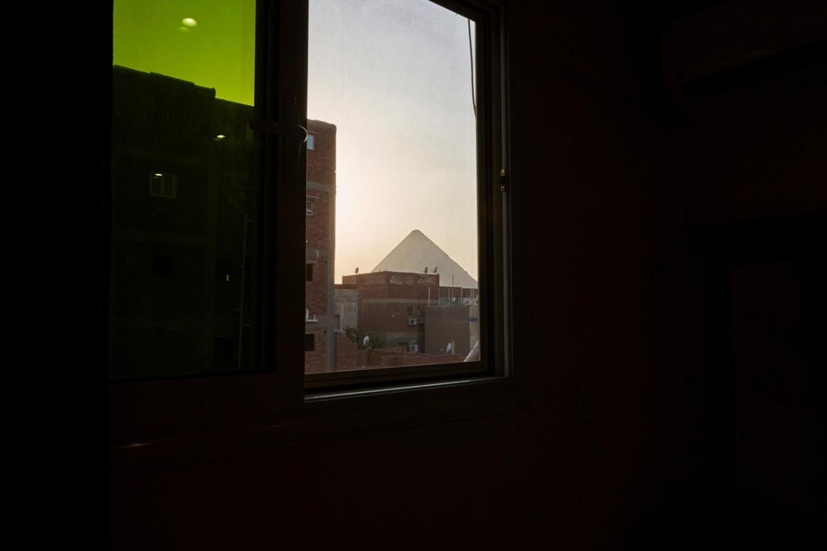 Grand Pyramid View Kafret el-Gabal