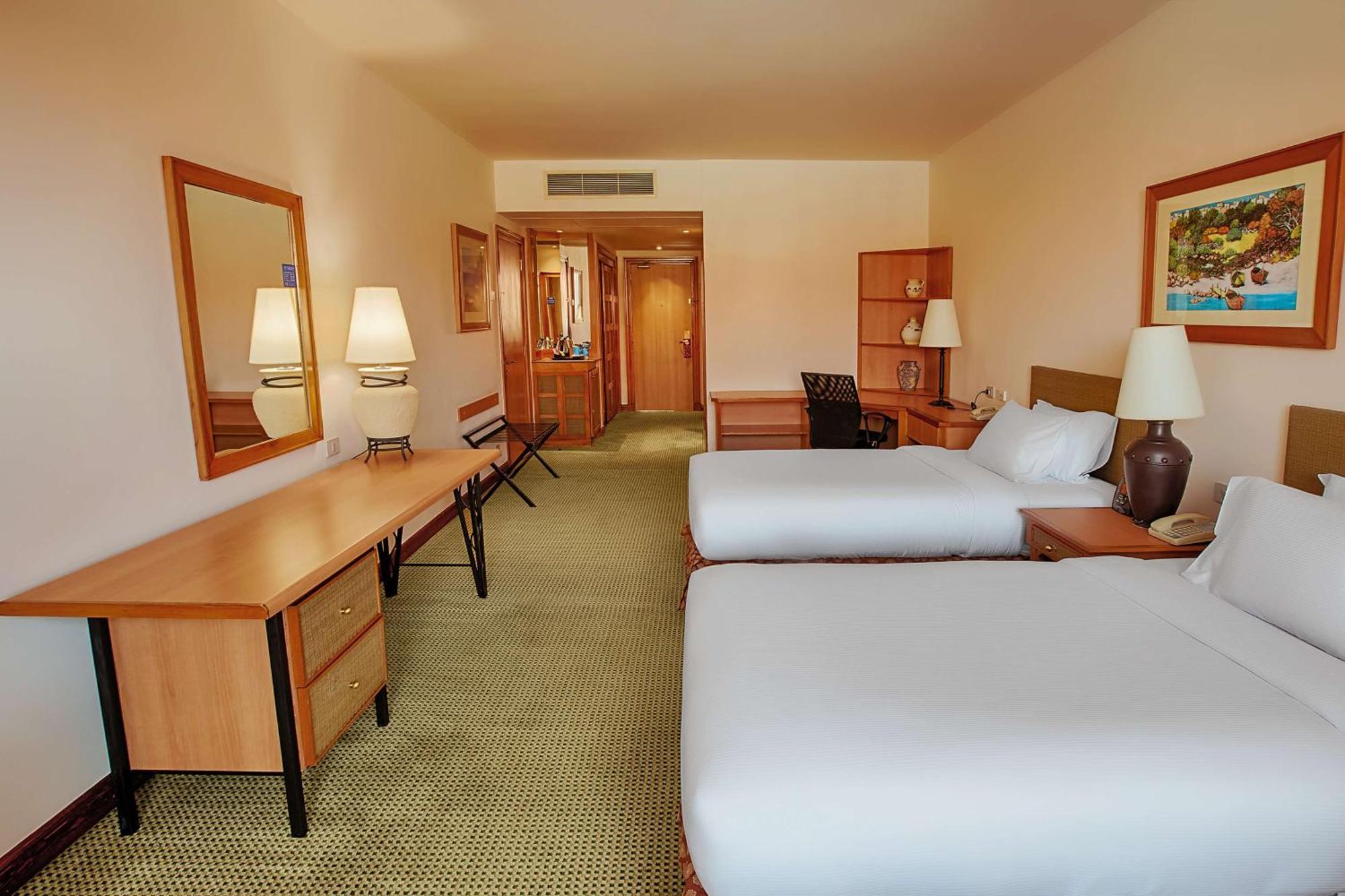 Hilton Plaza Complex