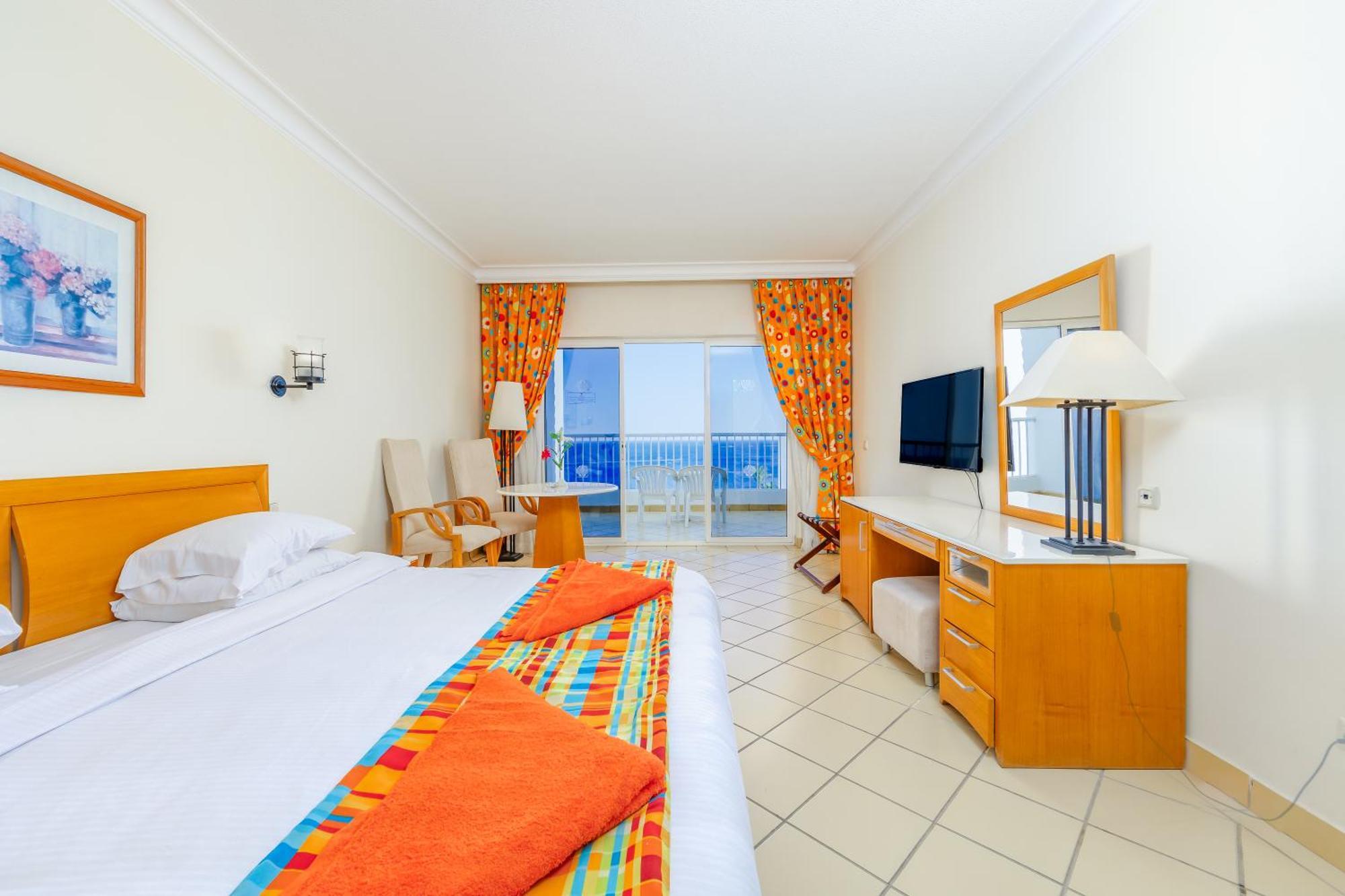 Resort Siva & - Couples And Families Only