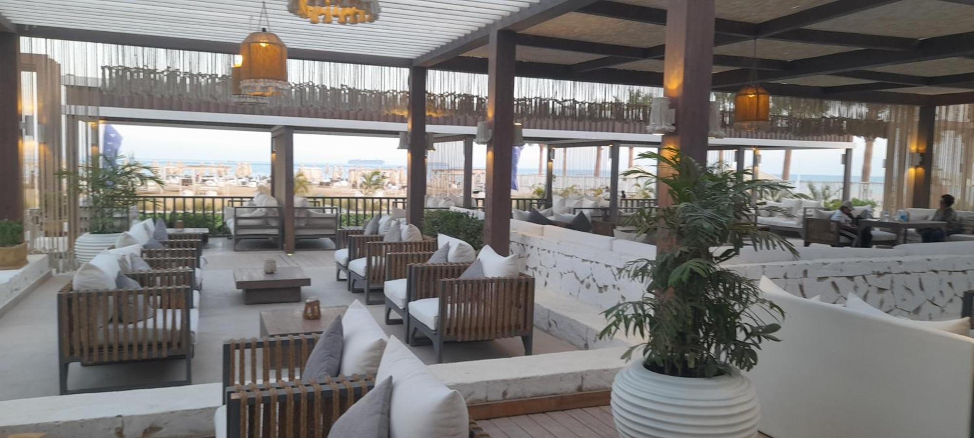 Apartment Salty Life Chalet: Poolside Two-bedroom At Azha *