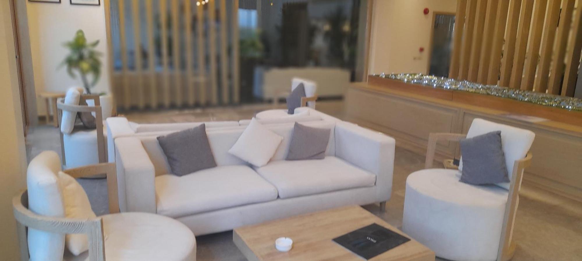 Apartment Salty Life Chalet: Poolside Two-bedroom At Azha *