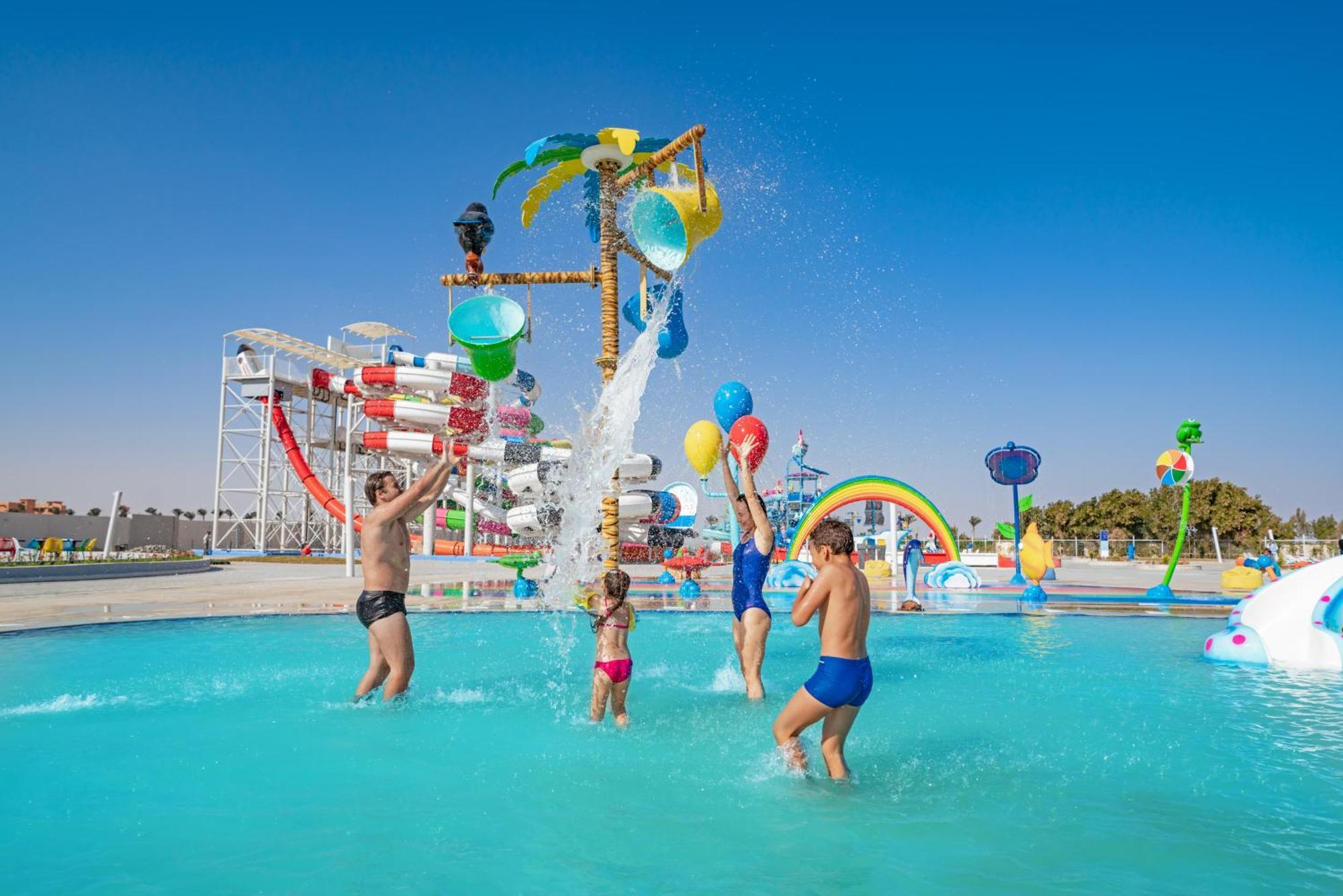 Movenpick Waterpark & Soma Bay