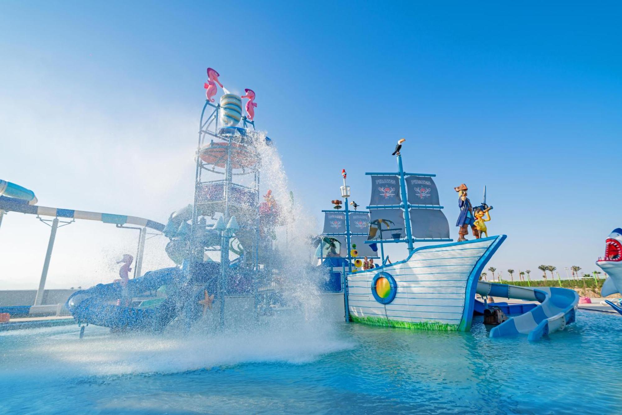 Movenpick Waterpark & 5*