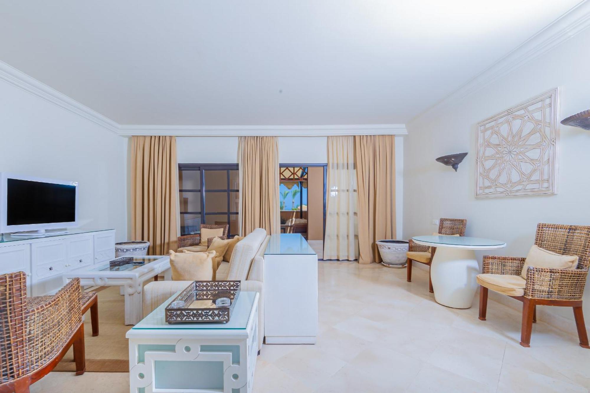 Resort The Makadi - Couples Only 18 Years