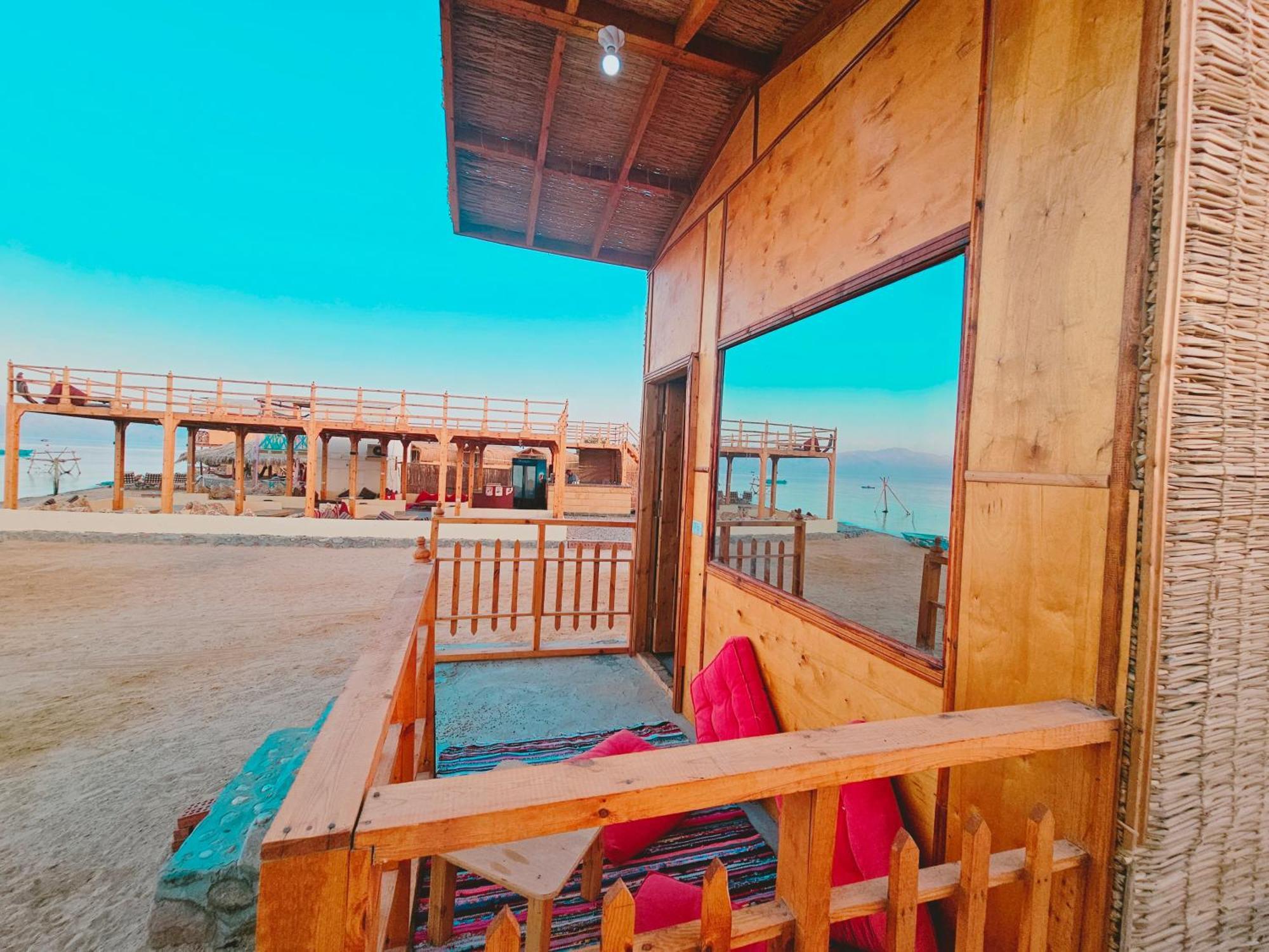Star Dune Camp *