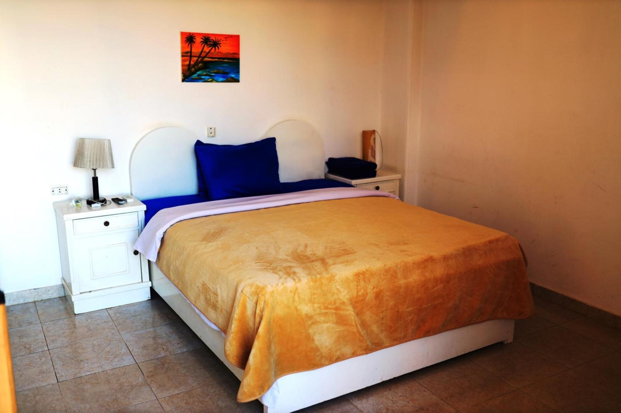 Hotel Spring