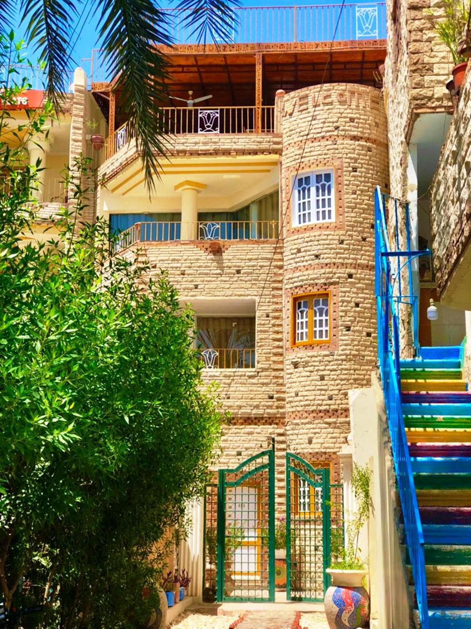 Spring Luxor