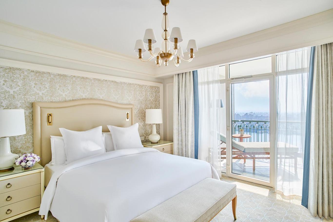 Hotel Four Seasons At Nile Plaza 5*