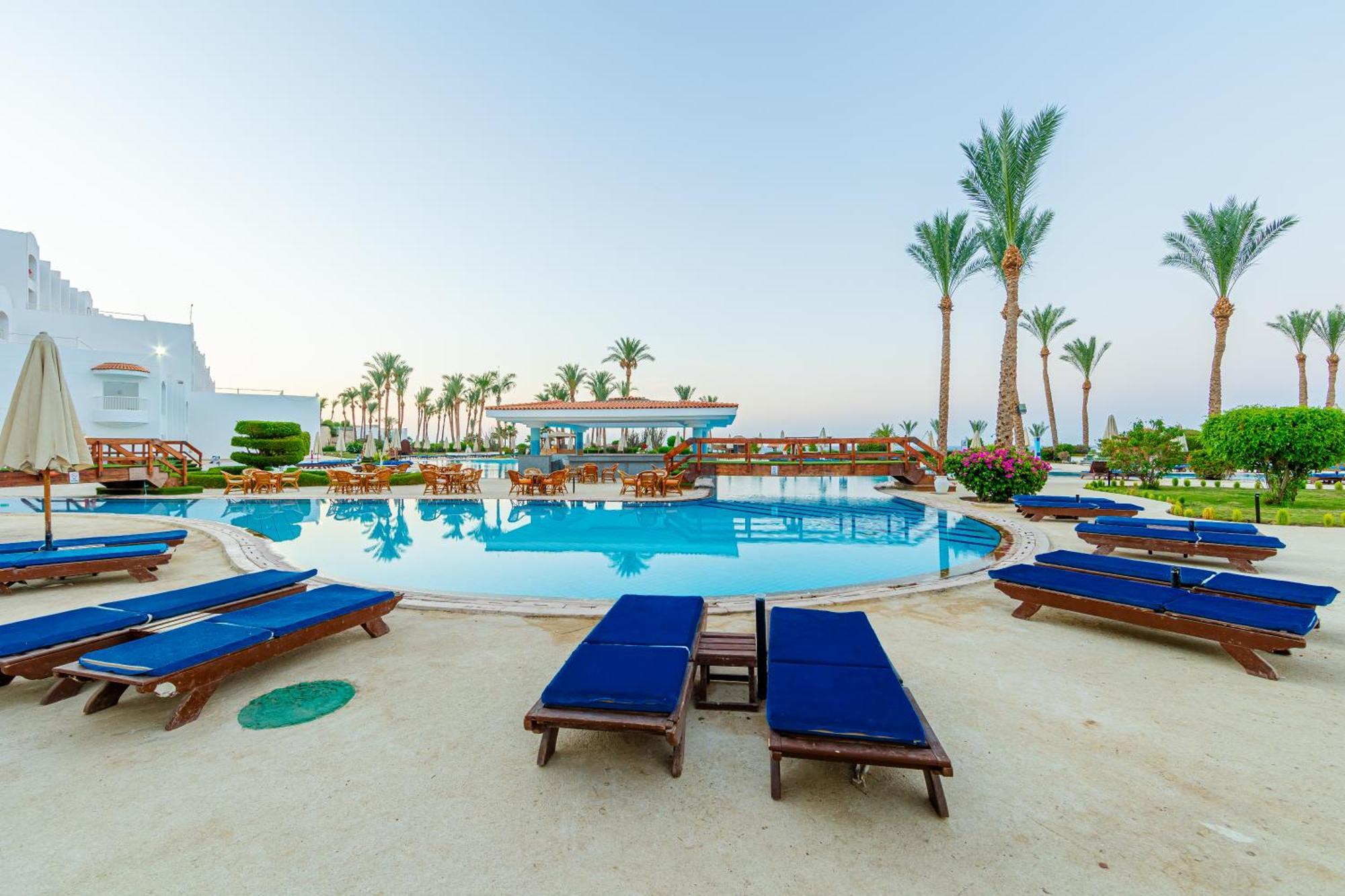 Resort Siva & - Couples And Families Only