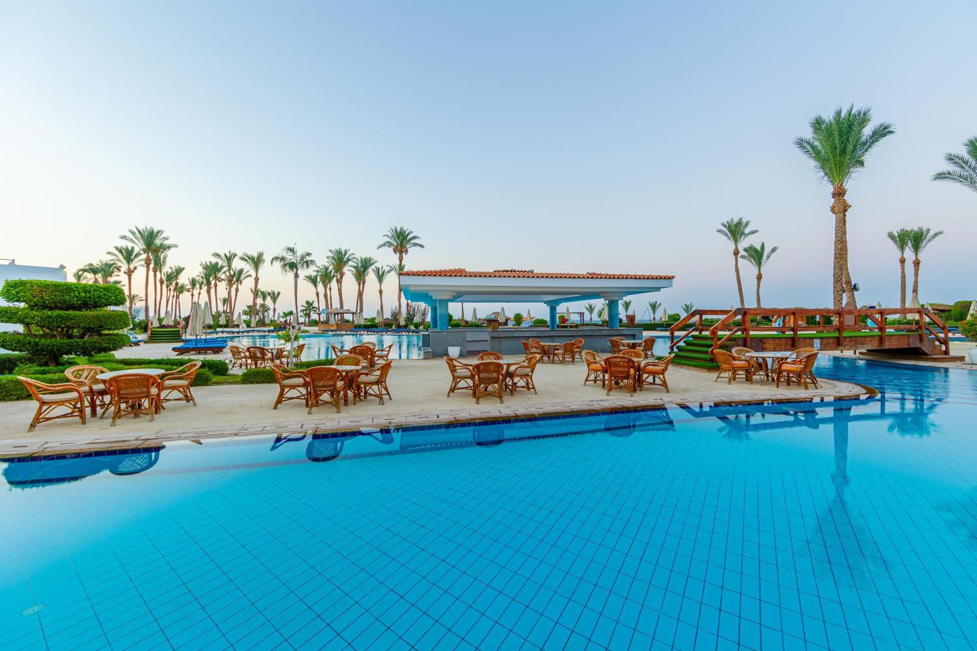 Resort Siva & - Couples And Families Only