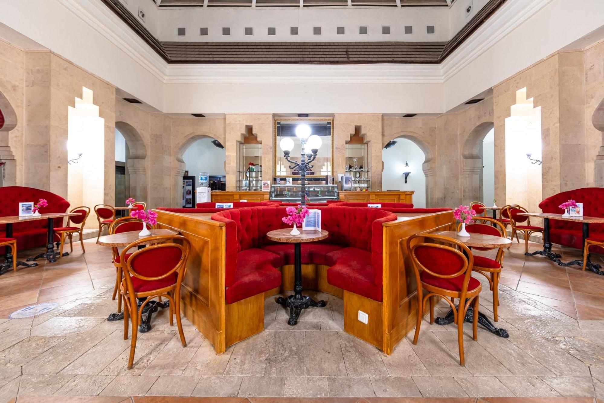 The Plaza Otel