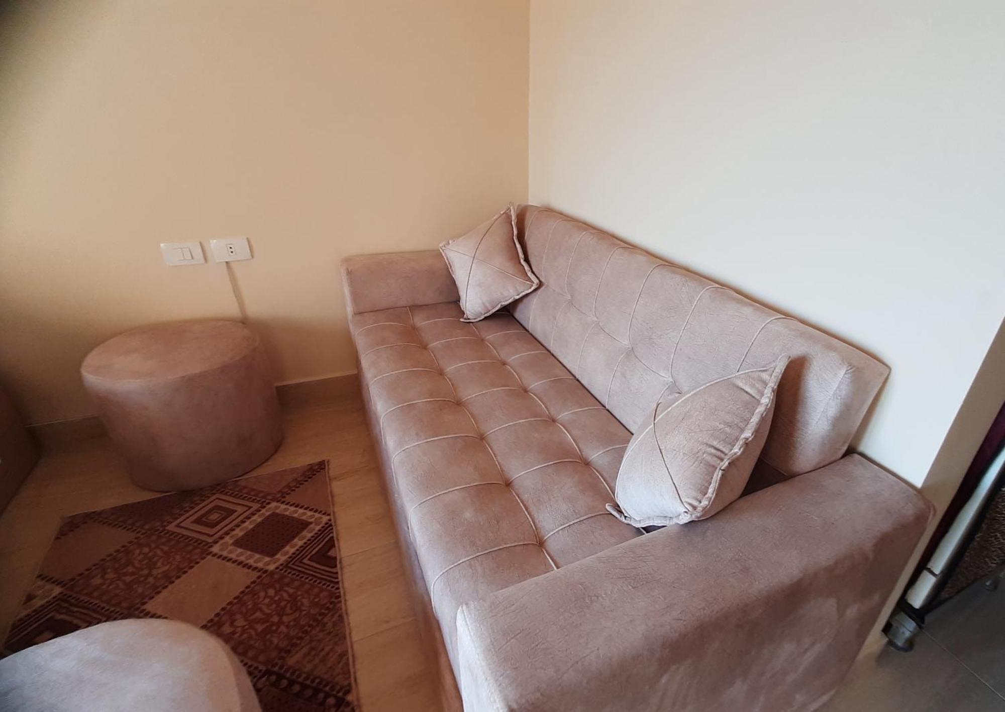 Aldau Heights Maroo Apartment